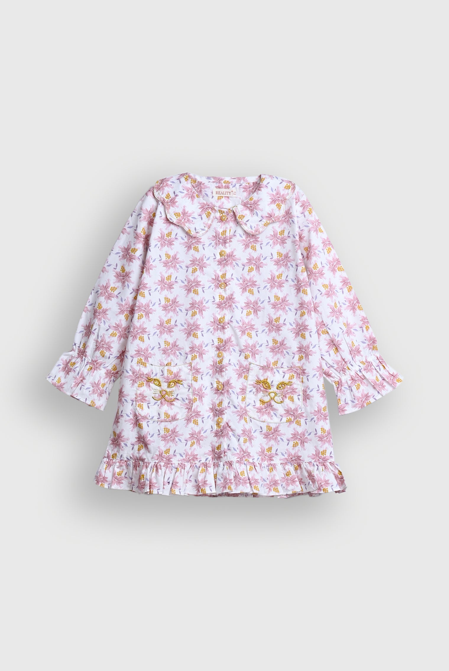 LIGHT PINK POCKET PAWS AND PETALS Reality