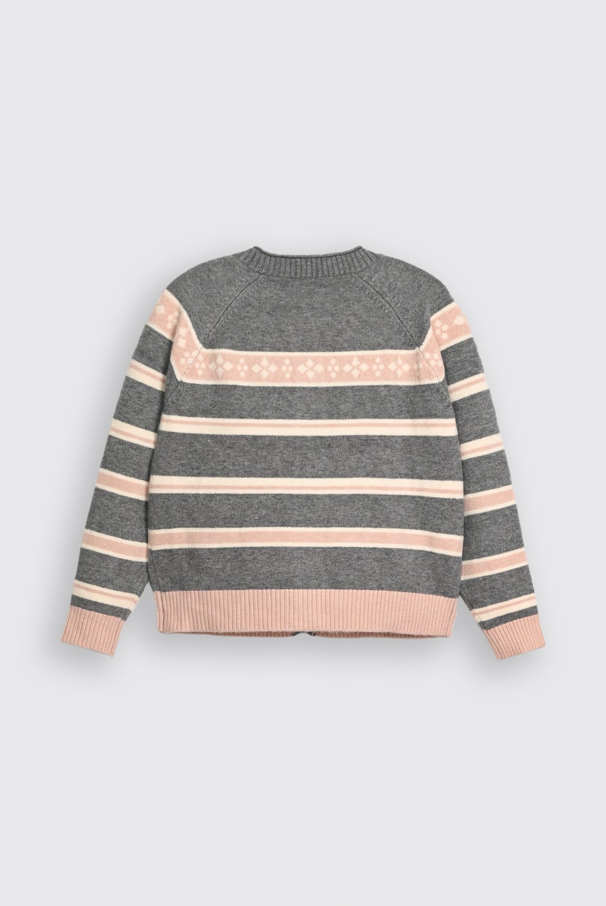 GRAY SWEATER Reality