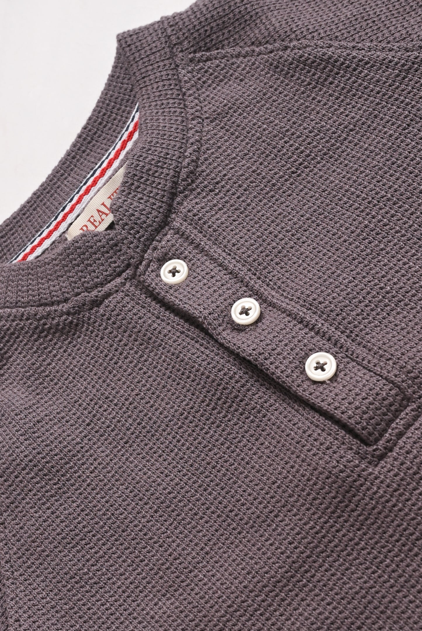 RAGLAN SLEEVES CHARCOAL TEE
