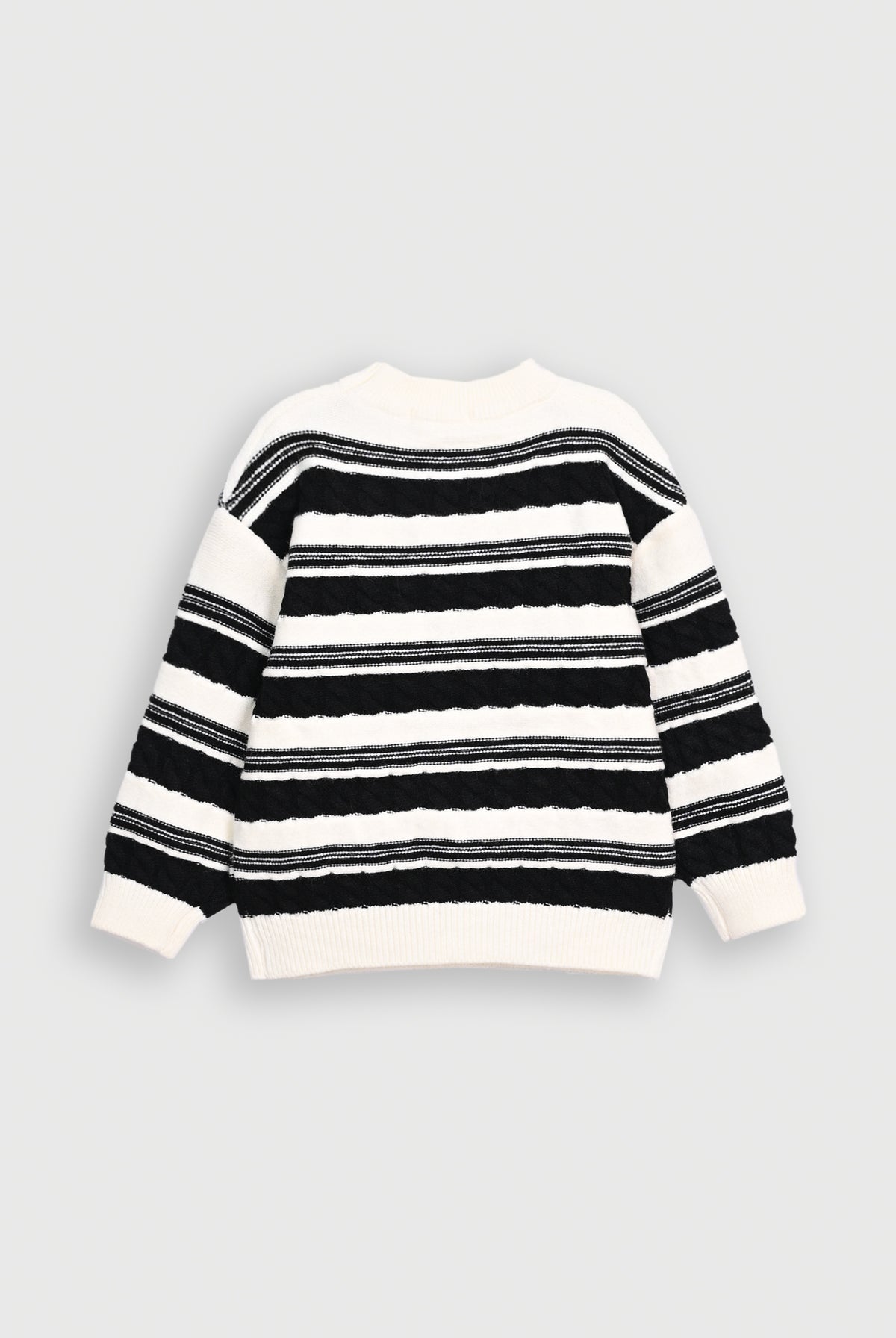 BALCK SWEATER