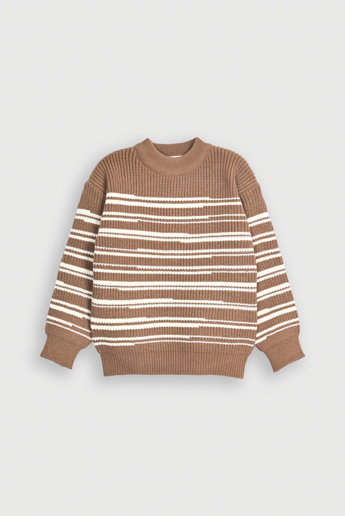 BROWN SWEATER
