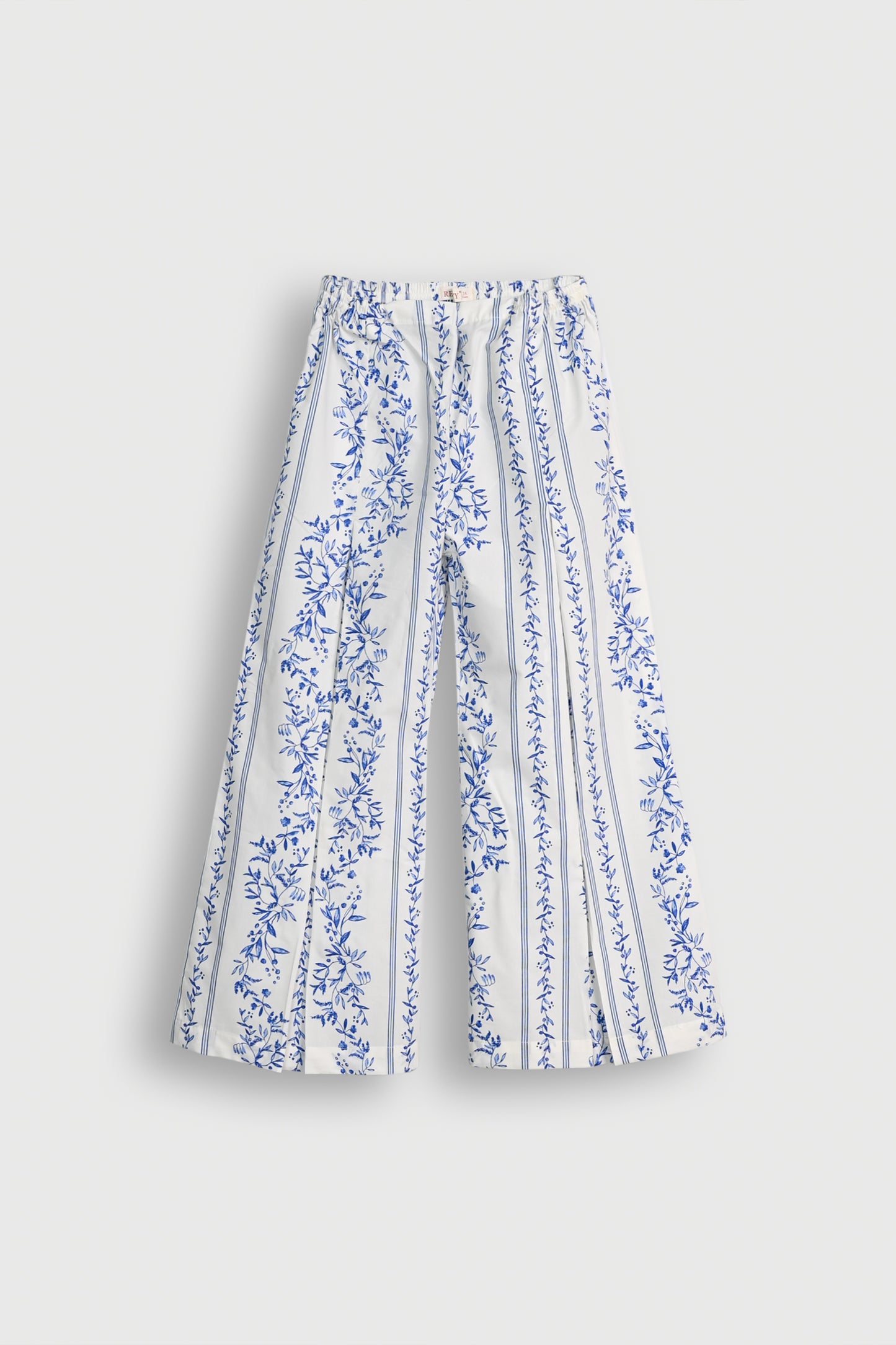 2 PIECE SPRING CANVAS WHITE SUIT Reality