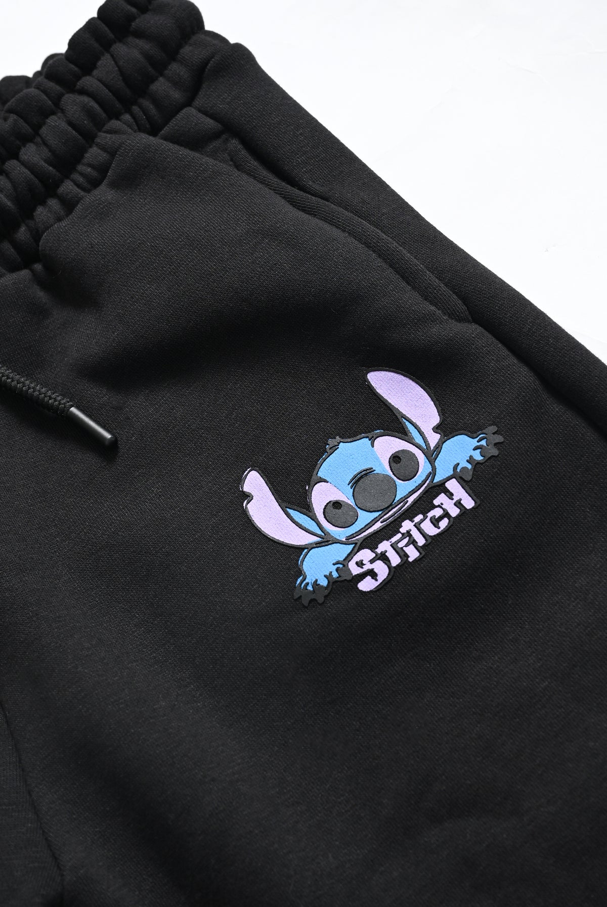 STITCH GRAPHIC FLEECE BLACK TROUSER