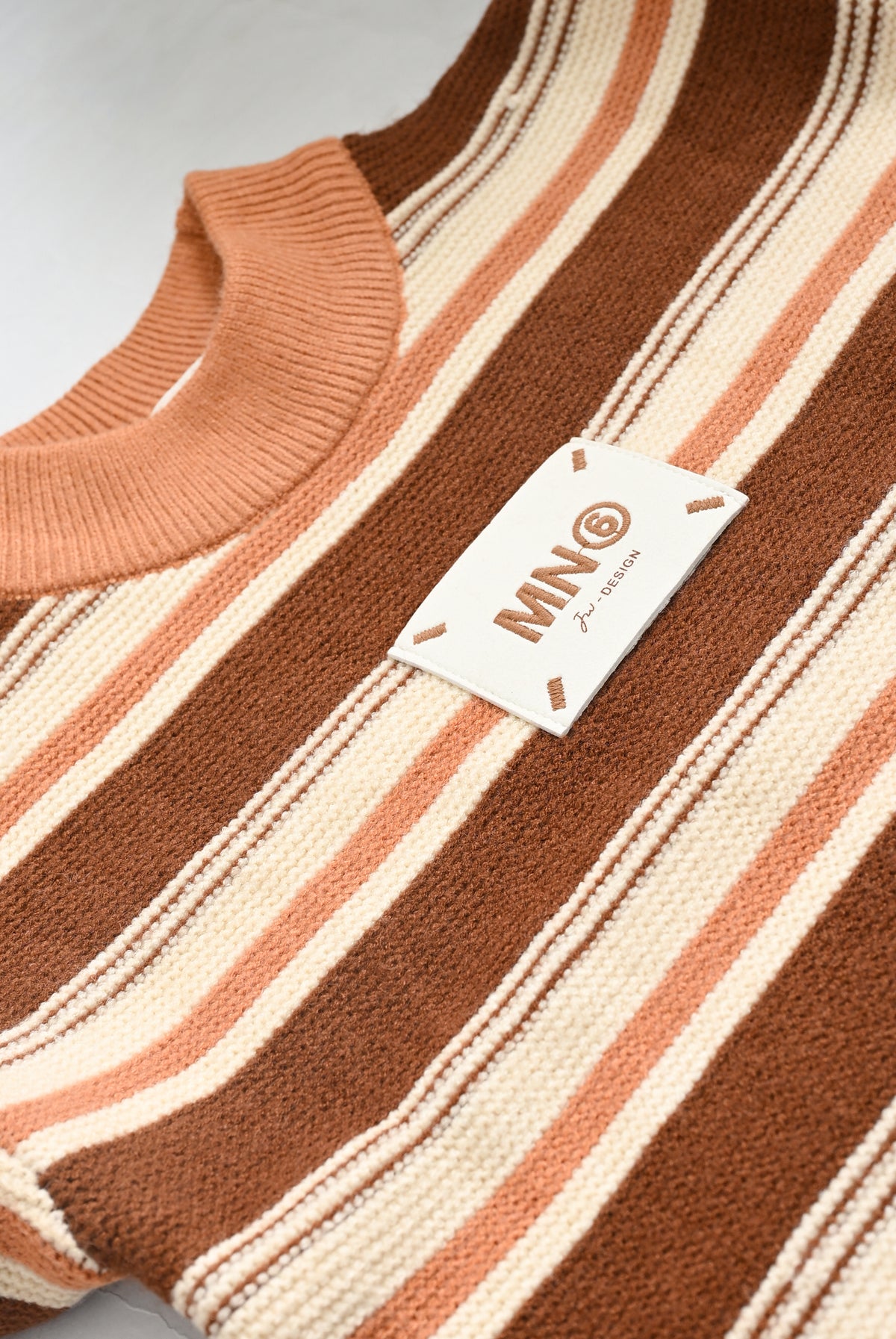 CAMEL SWEATER Reality