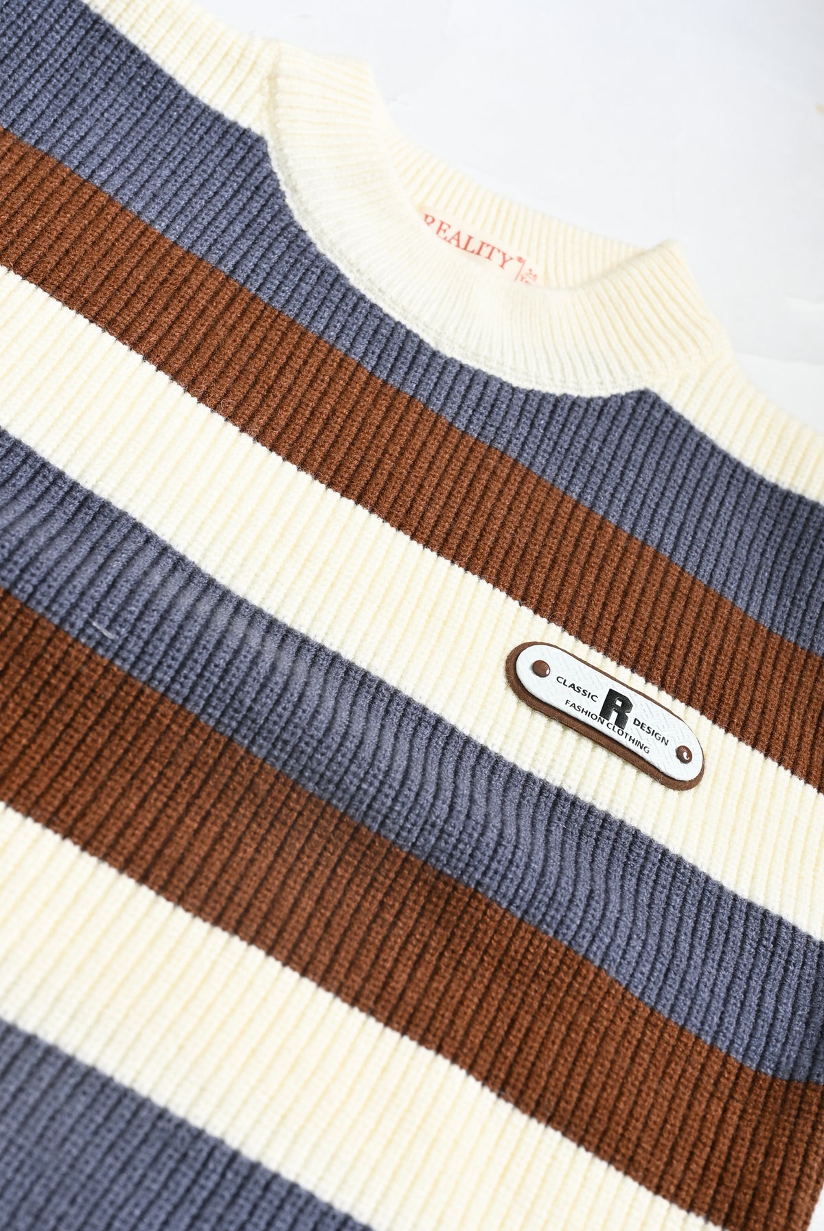 CREAM SWEATER Reality