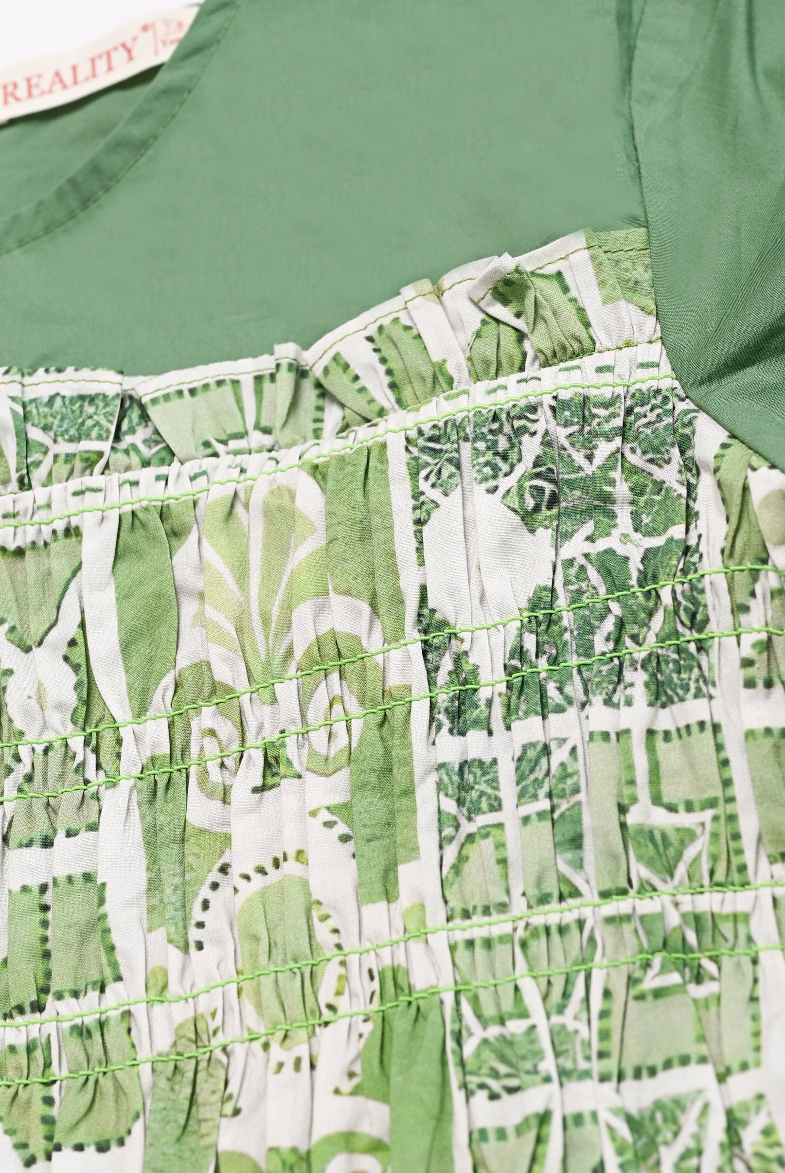 GIRLS GREEN FROCK Reality