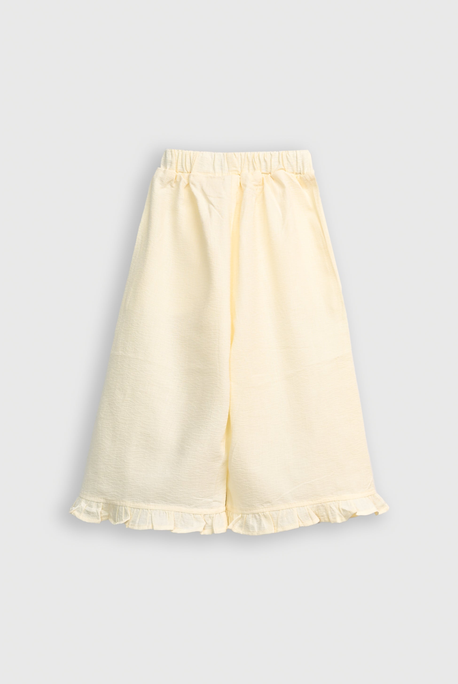 CREAM CO-ORD SUIT Reality