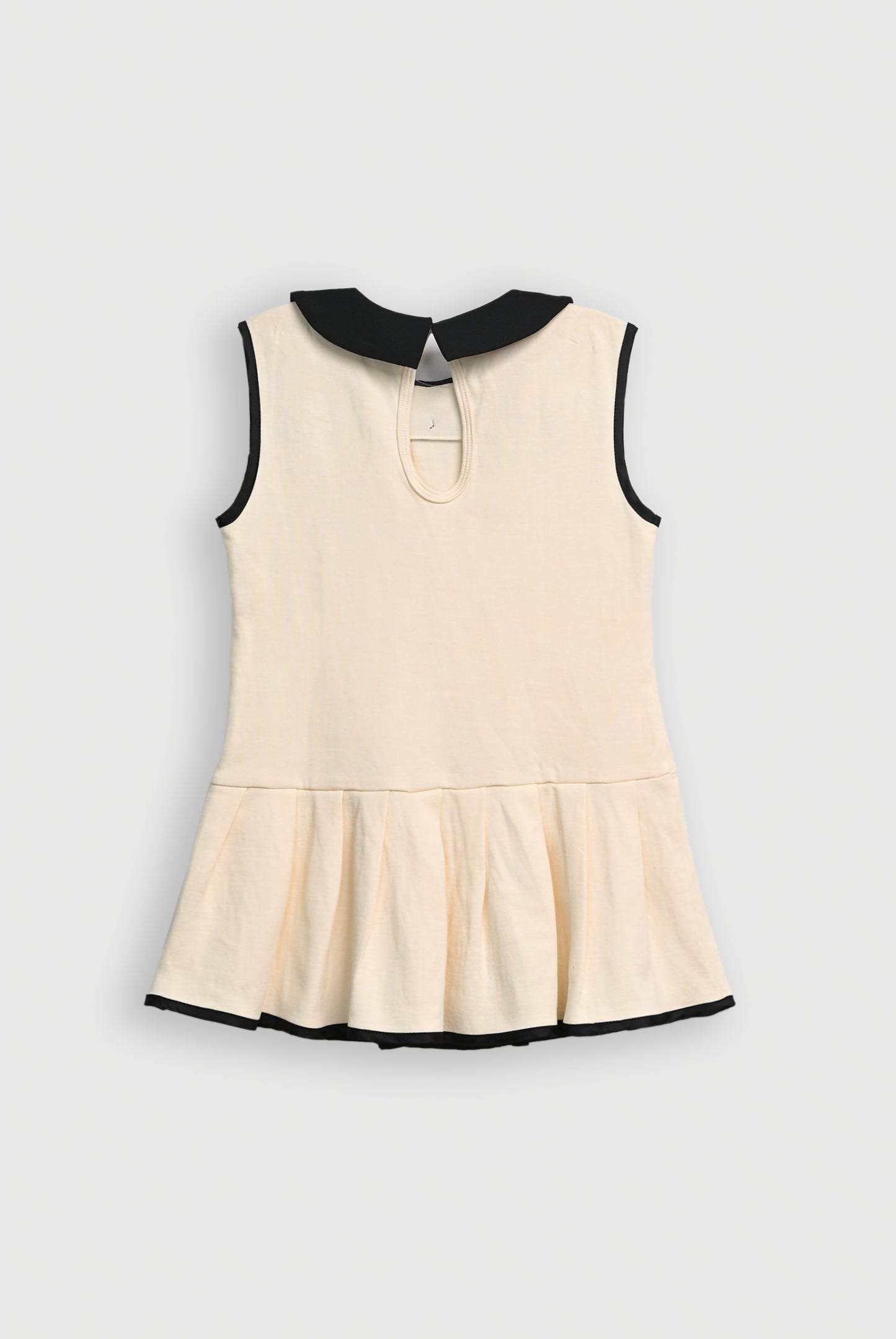 GIRLS OFF WHITE FROCK Reality