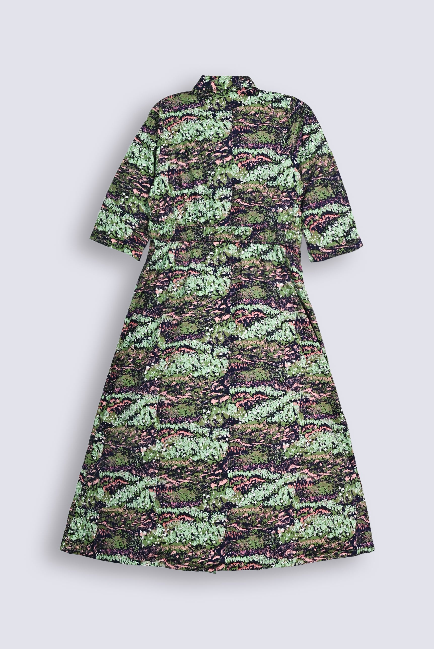 VERDANT WAVES PARROT FROCK Reality