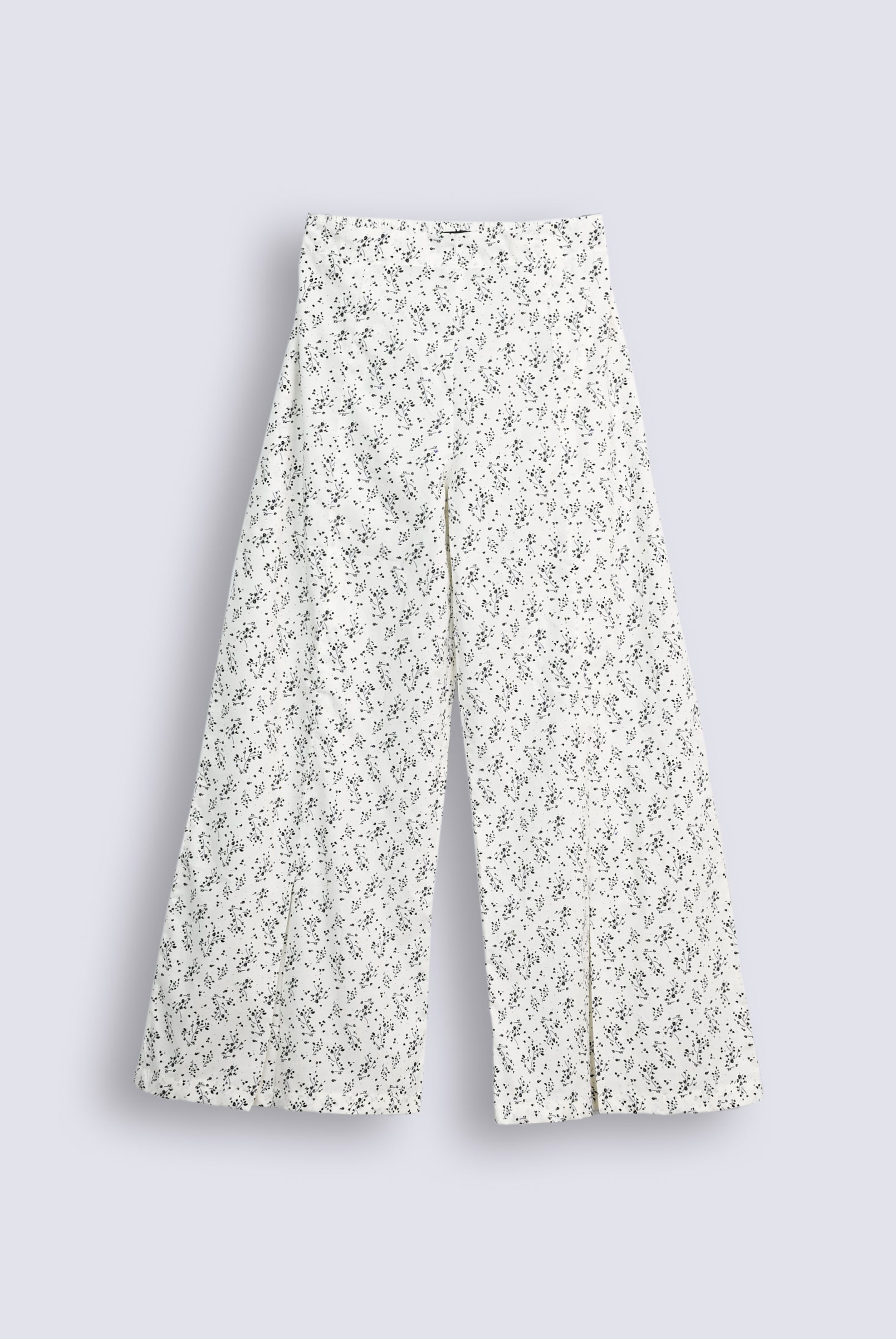 WHISPERING PETALS OFF WHITE CO ORD SET Reality