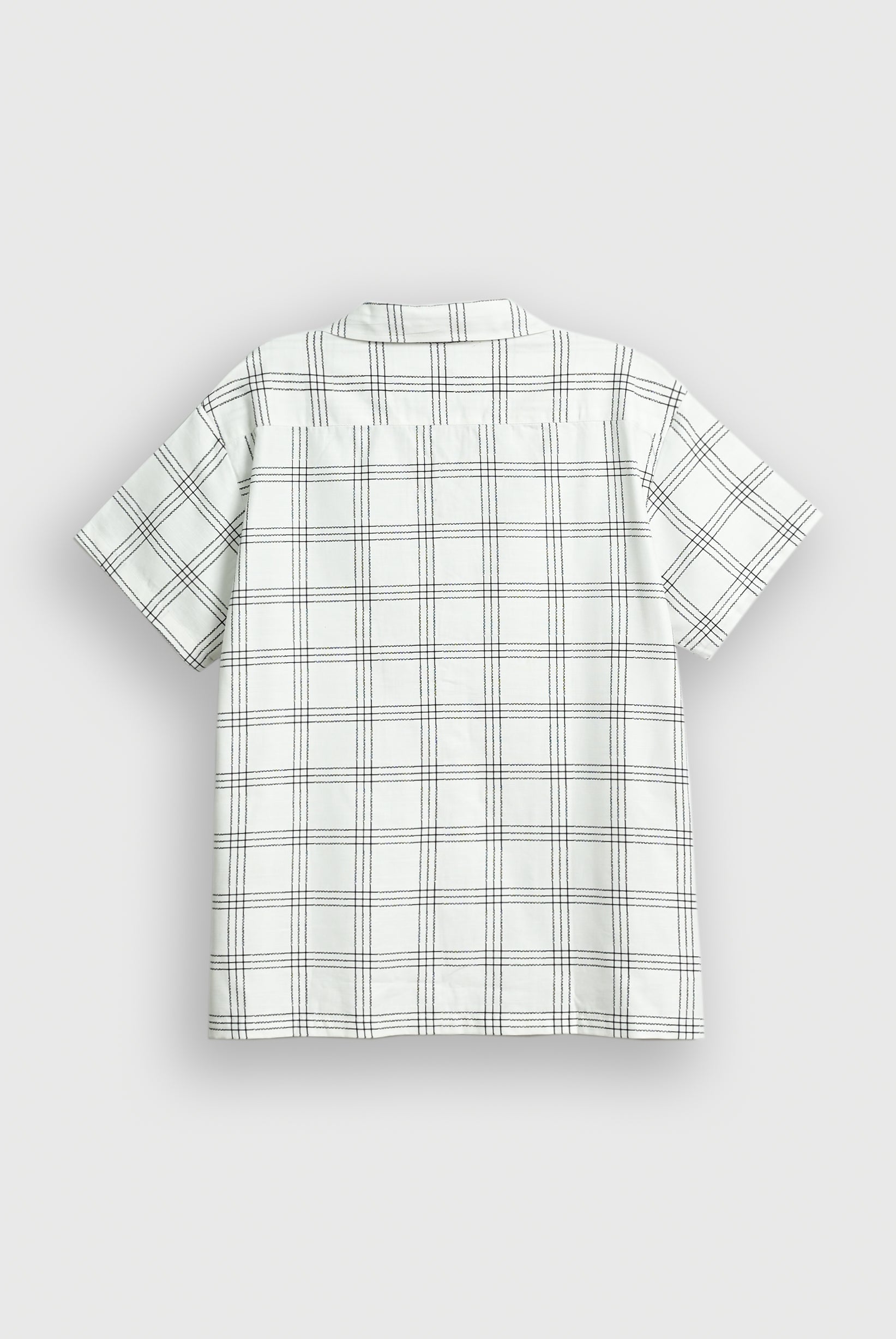WHITE CASUAL SHIRT Reality
