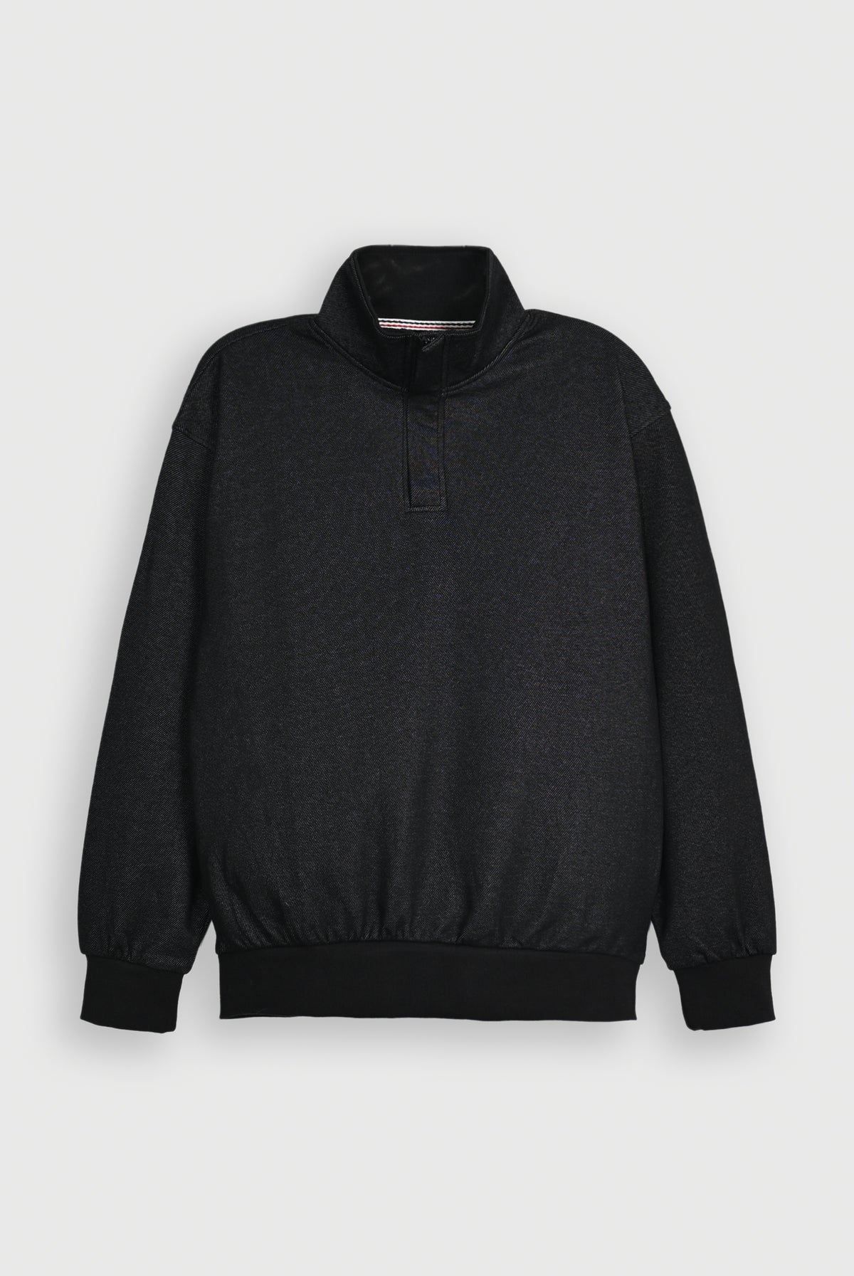HALF ZIP BLACK MOCK NECK