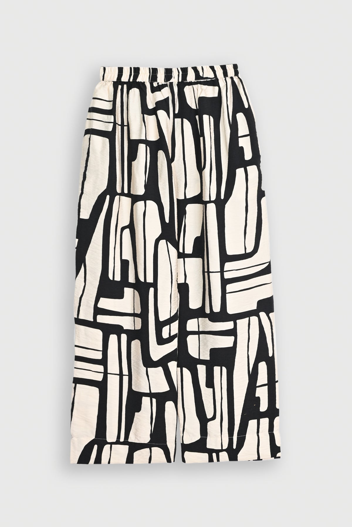 SKIN & BLACK CO-ORD SUIT