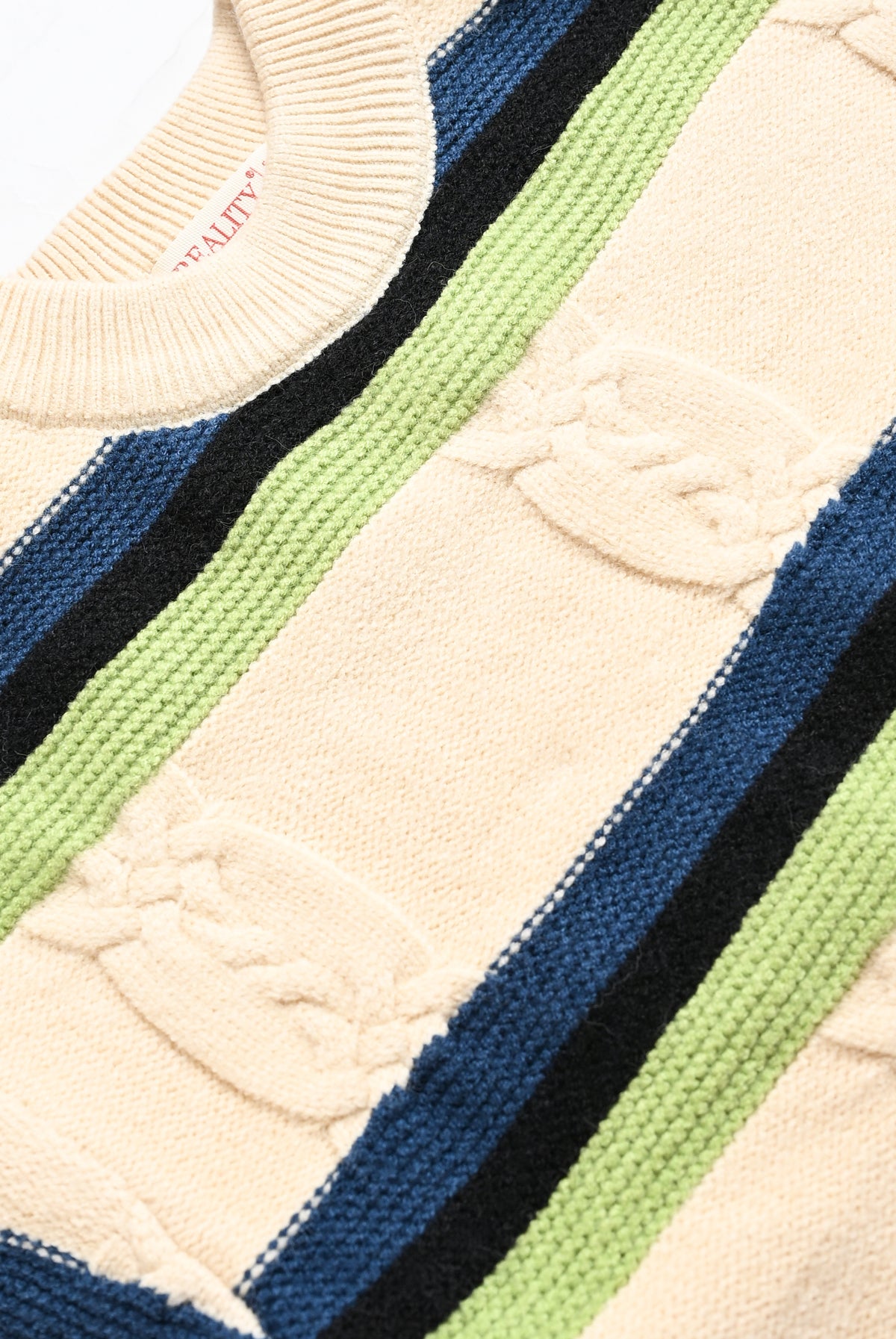 SKIN SWEATER Reality