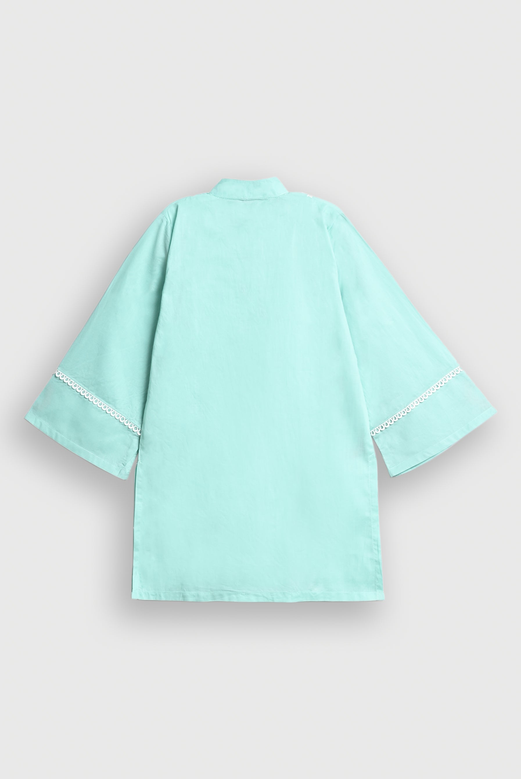 CELADON GRACE SEE GREEN SUIT Reality