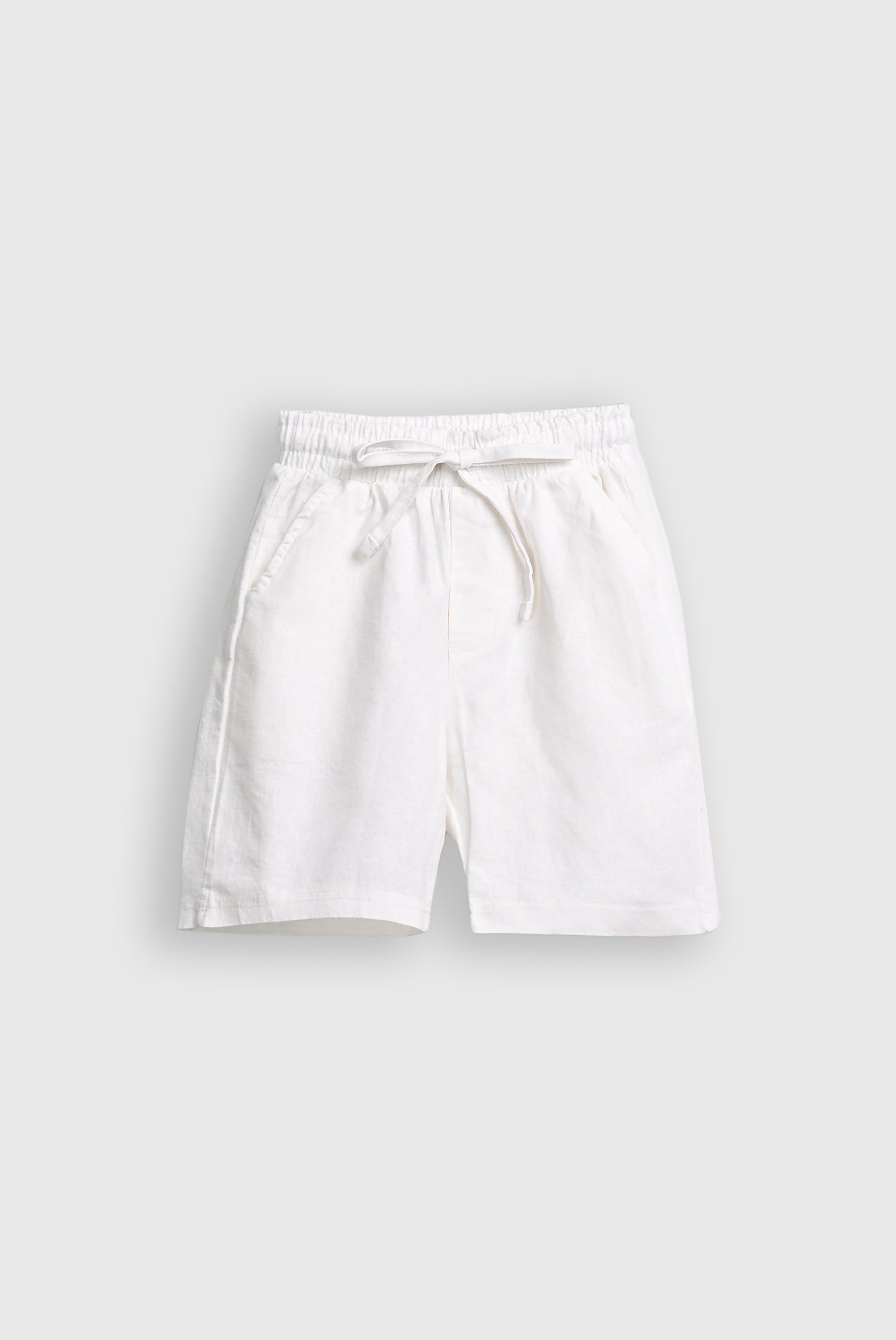 KIDS OFF WHITE SHORTS Reality