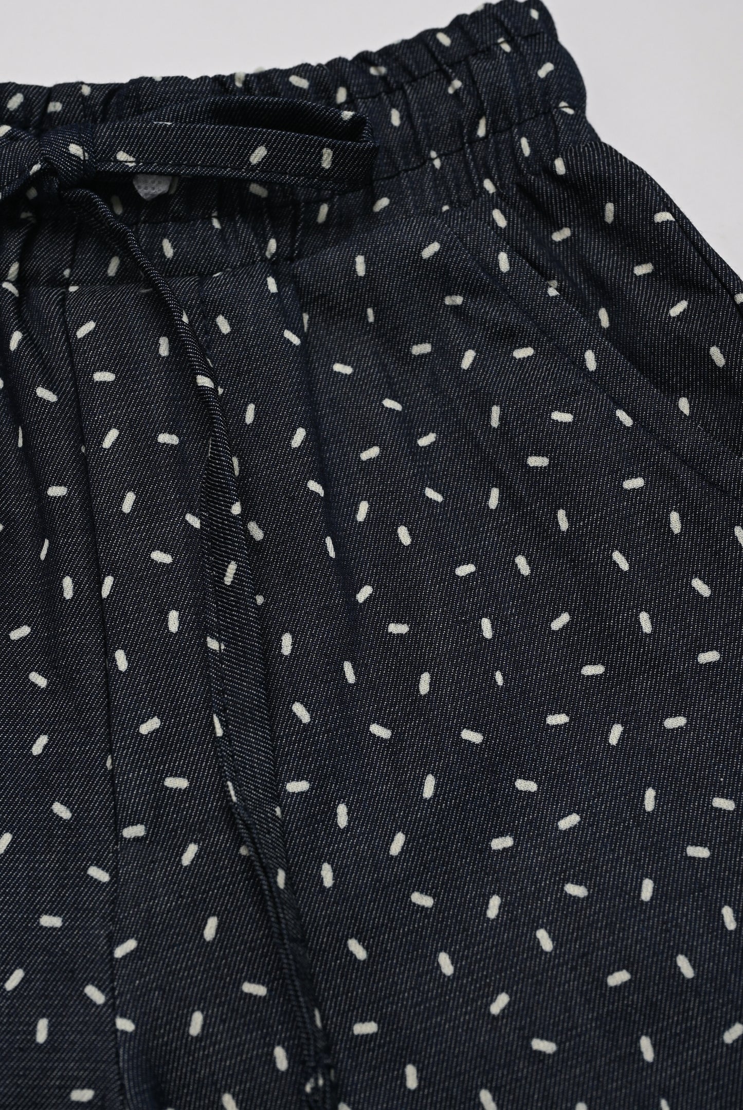 KIDS DARK GREY SHORTS Reality