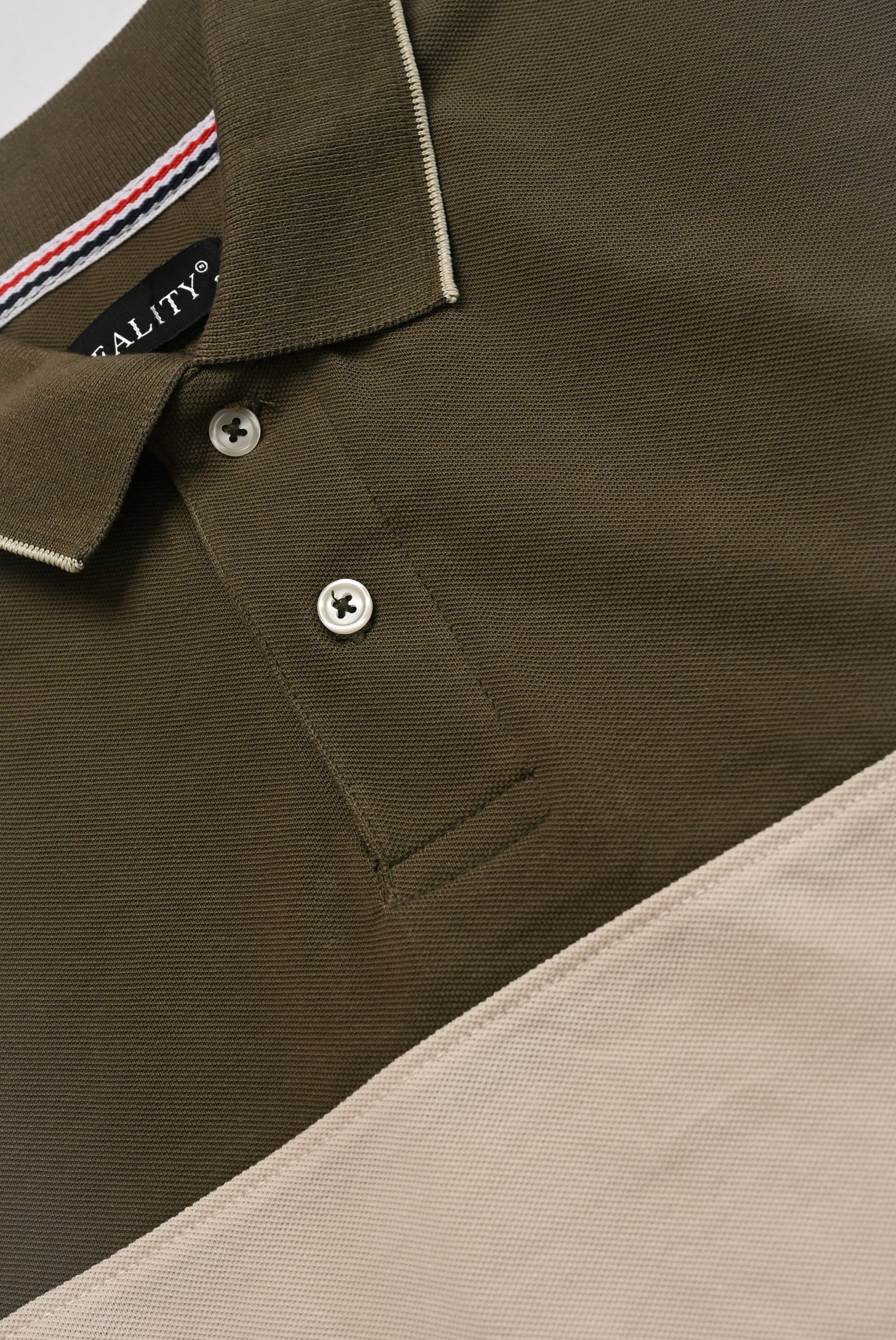 MEN LIGHT OLIVE POLO