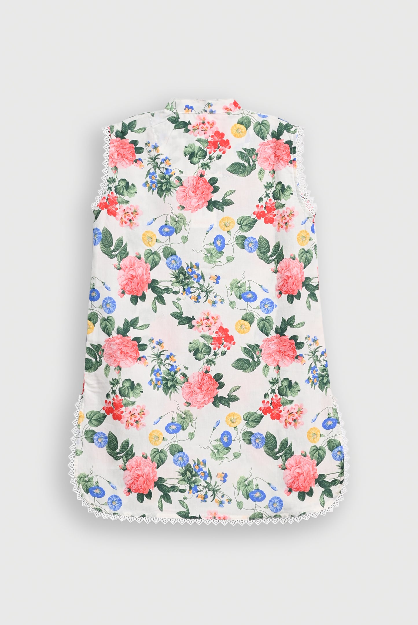 WHITE GARDEN GRACE SUIT Reality