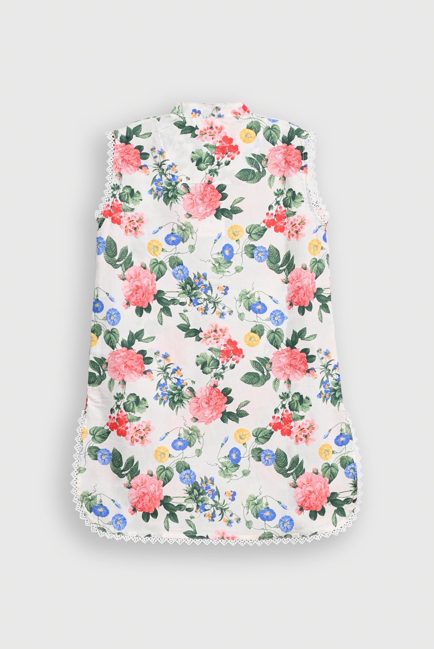 WHITE GARDEN GRACE SUIT Reality