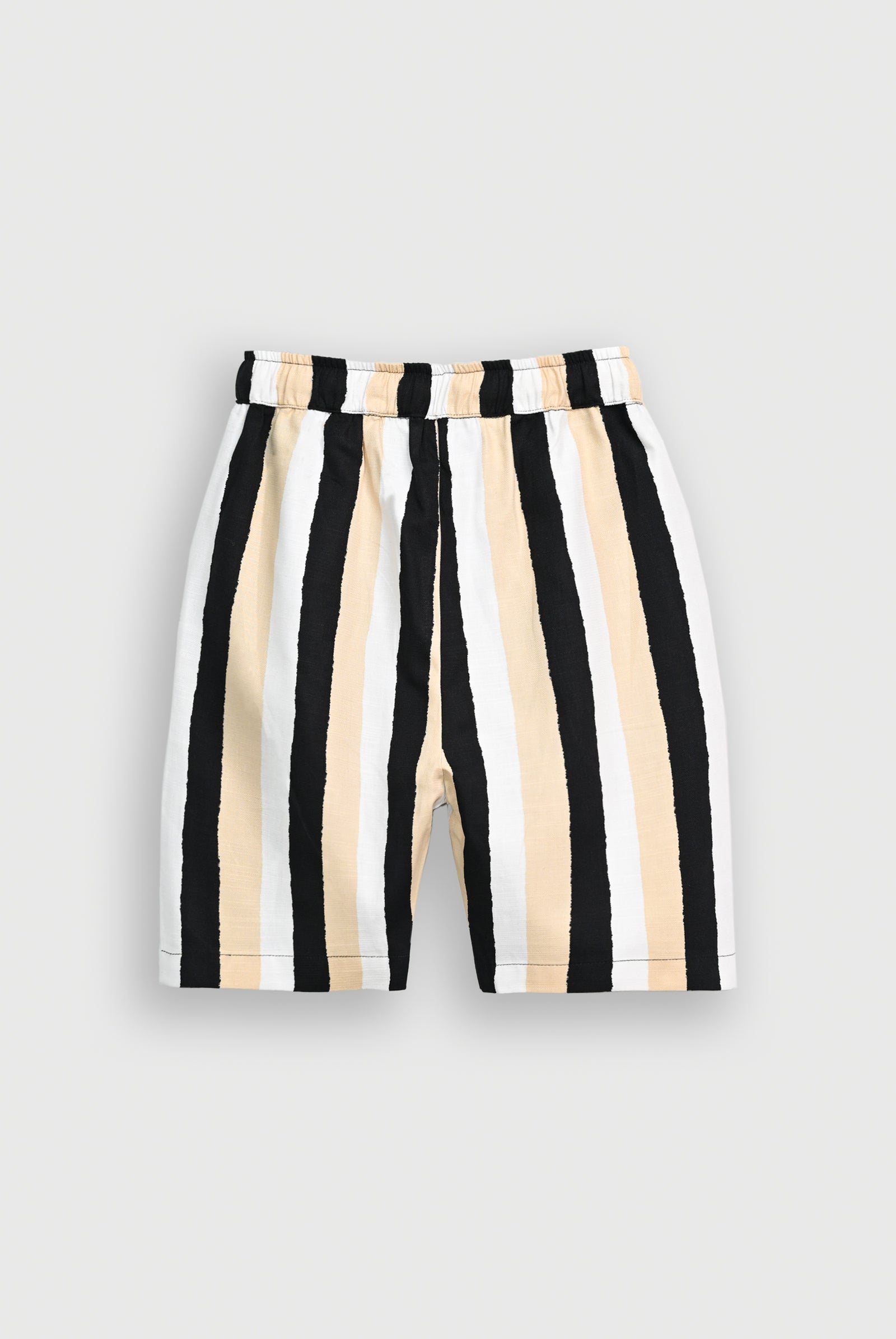 BOYS CREAM SHORTS Reality