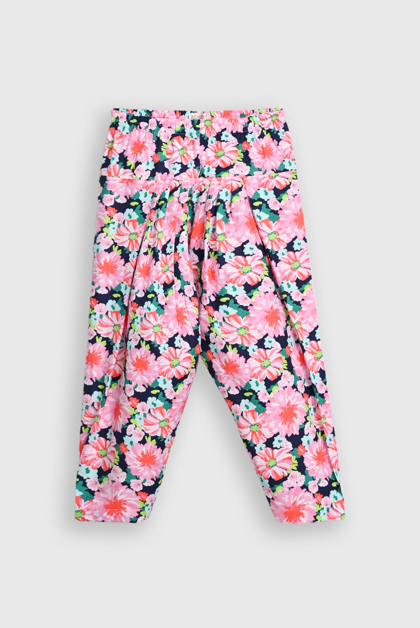 PINK GARDEN GRACE SUIT Reality