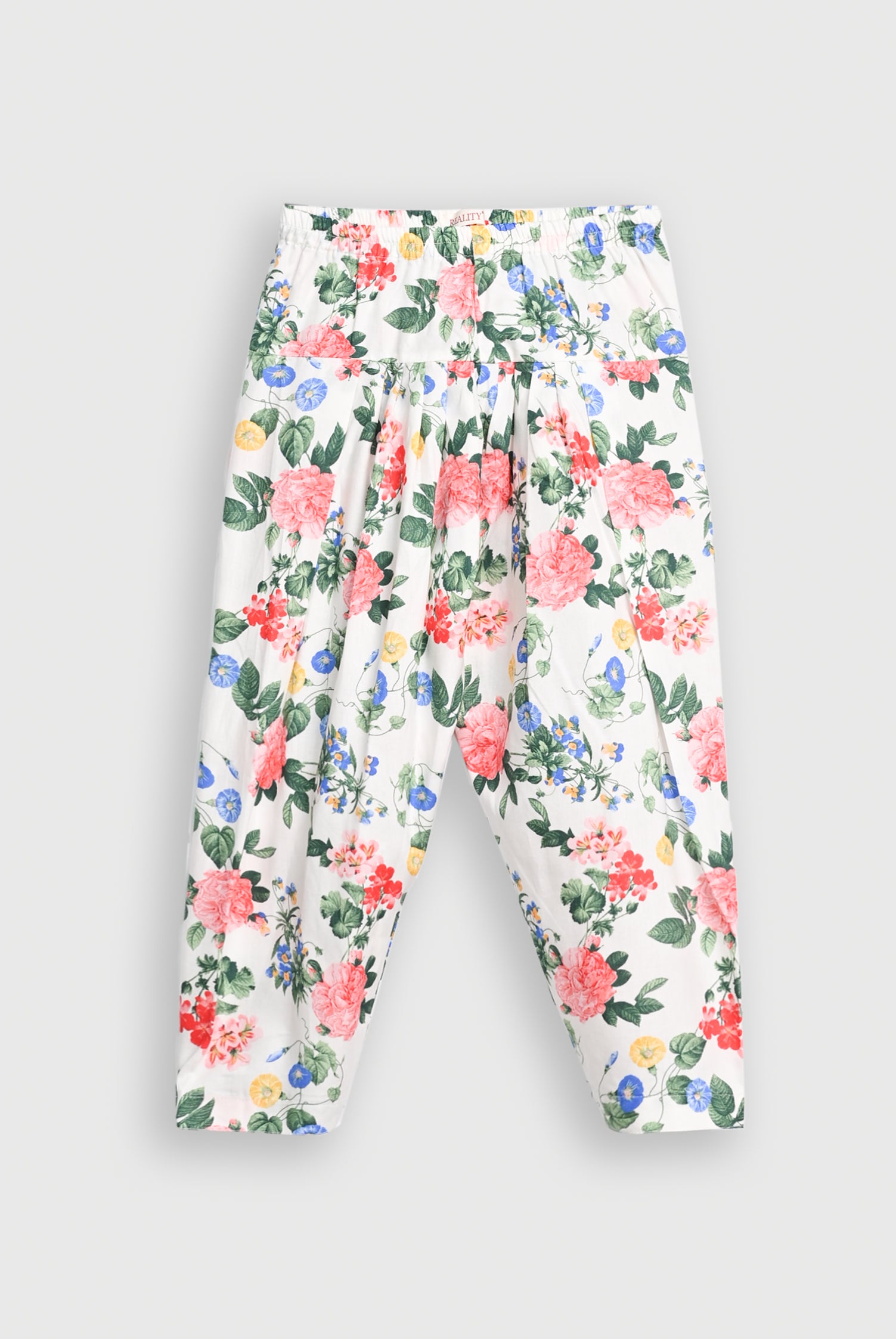 WHITE GARDEN GRACE SUIT Reality