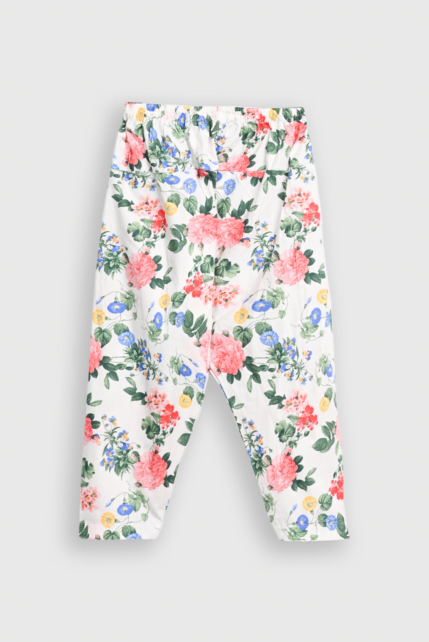 WHITE GARDEN GRACE SUIT Reality
