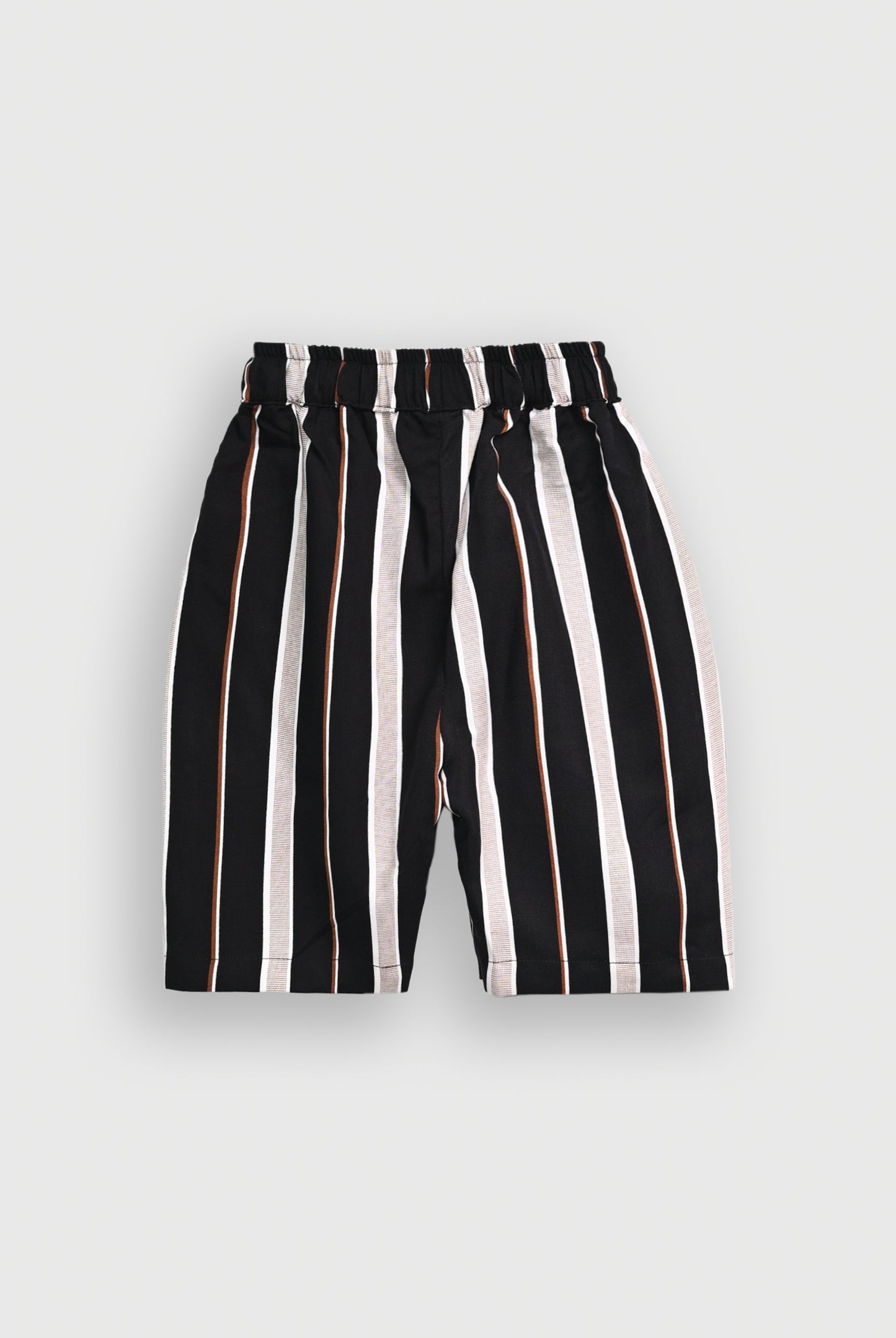 KIDS BLACK SHORTS Reality