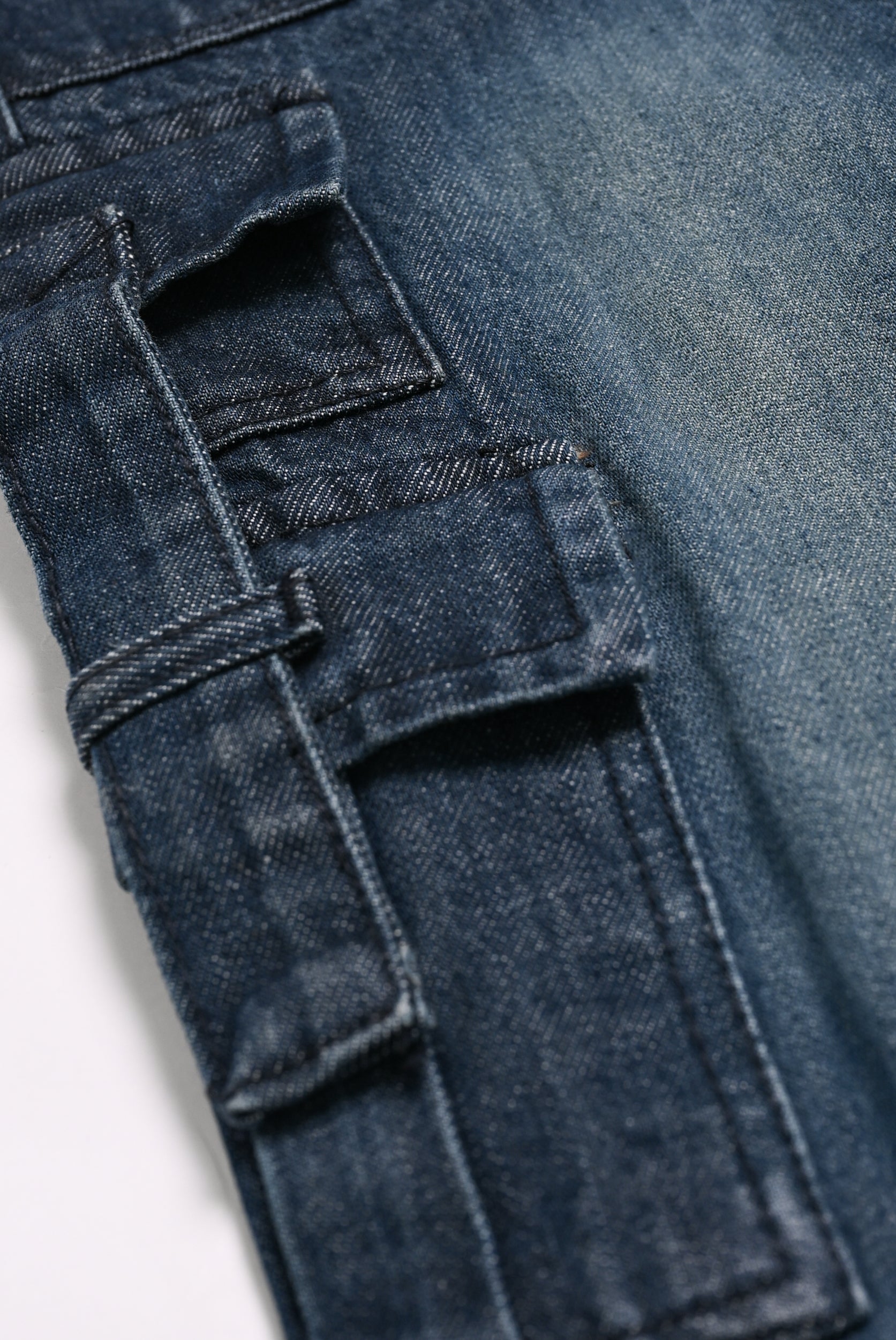 STRAIGHT FIT DARK BLUE DENIM Reality