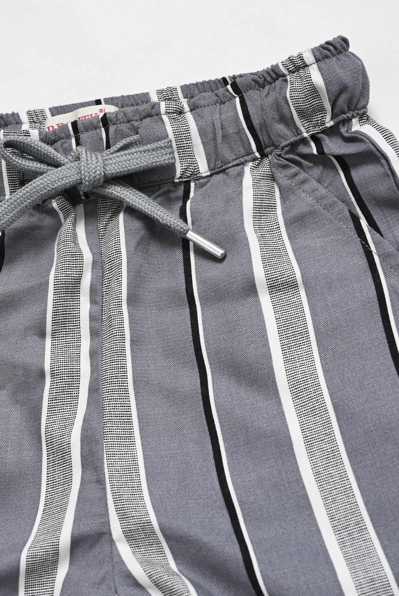 BOYS GRAY SHORTS Reality