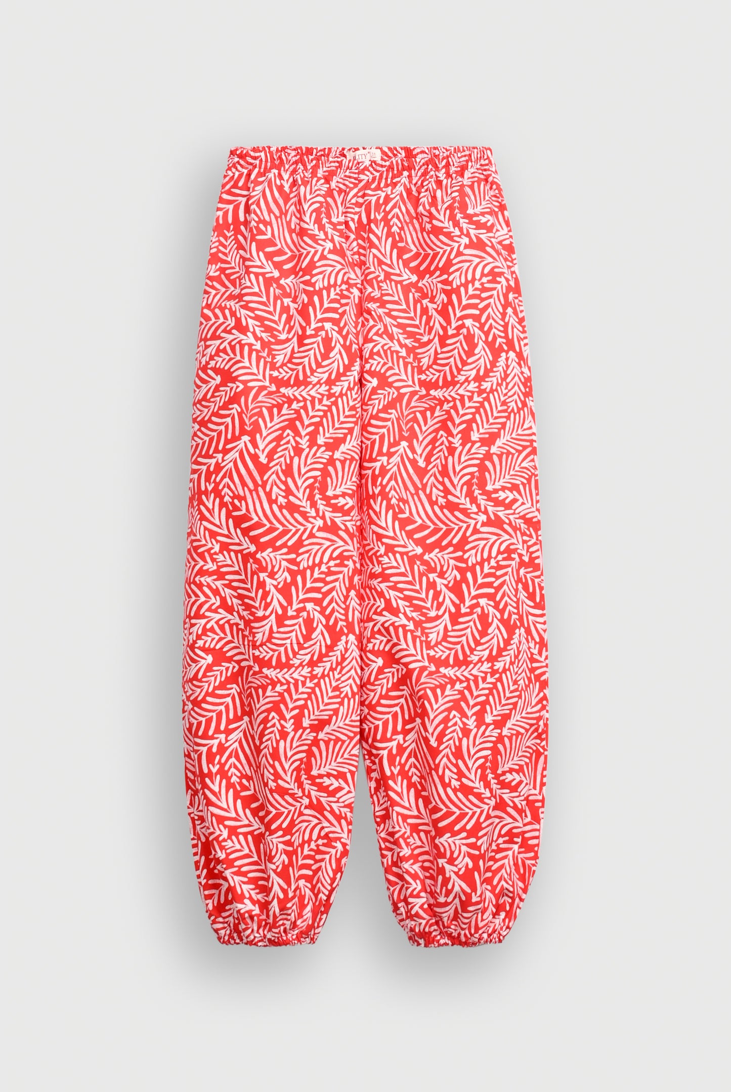 NOMADIC MUSE RED SUIT Reality
