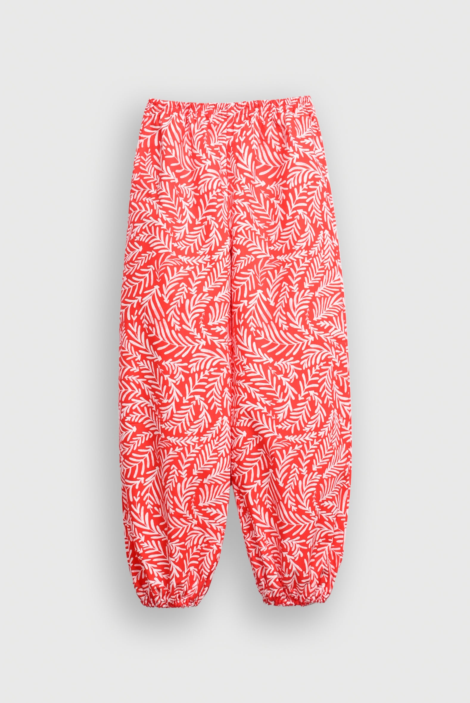 NOMADIC MUSE RED SUIT Reality
