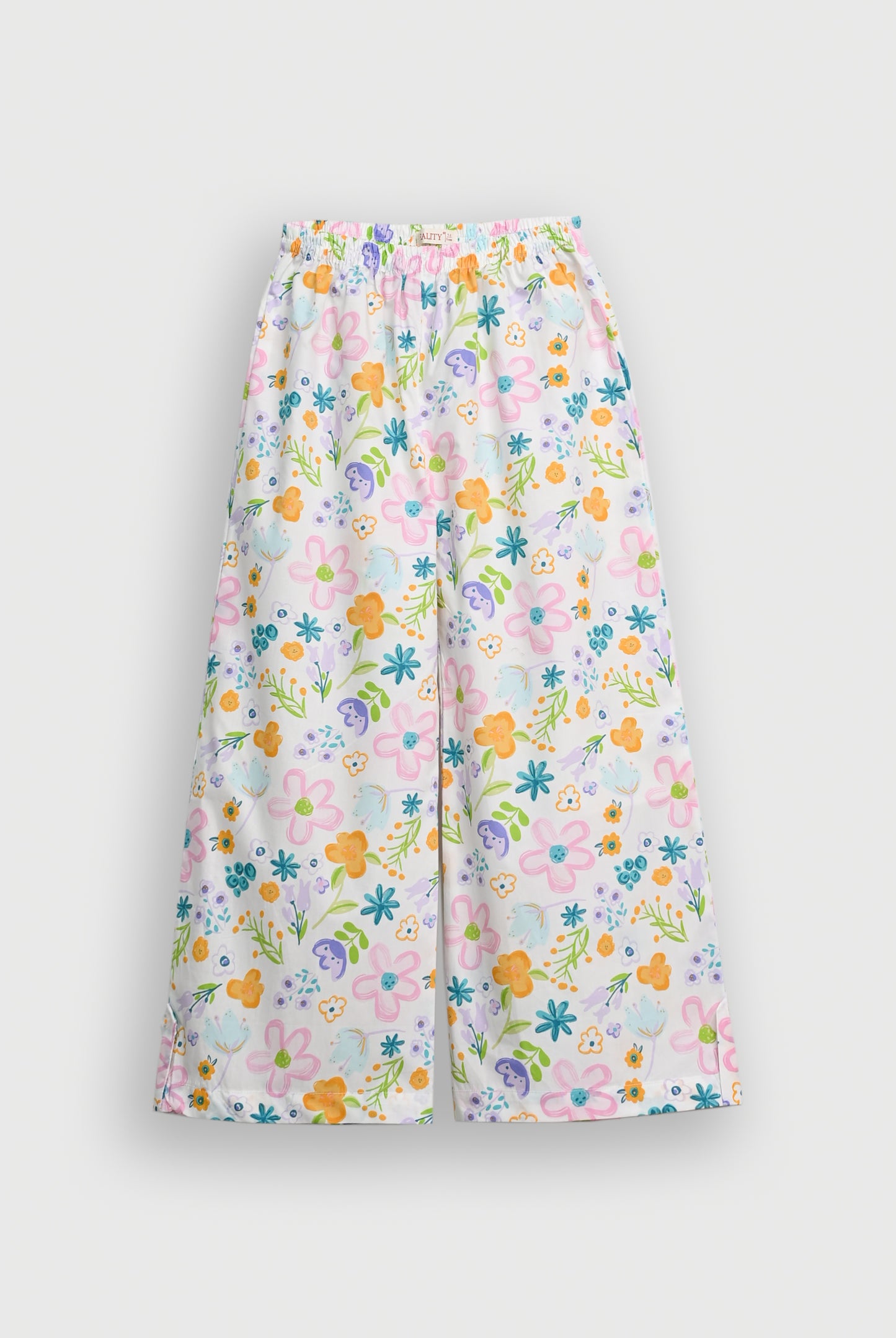 SCAR LET SCRIPT WHITE CO-ORD SET