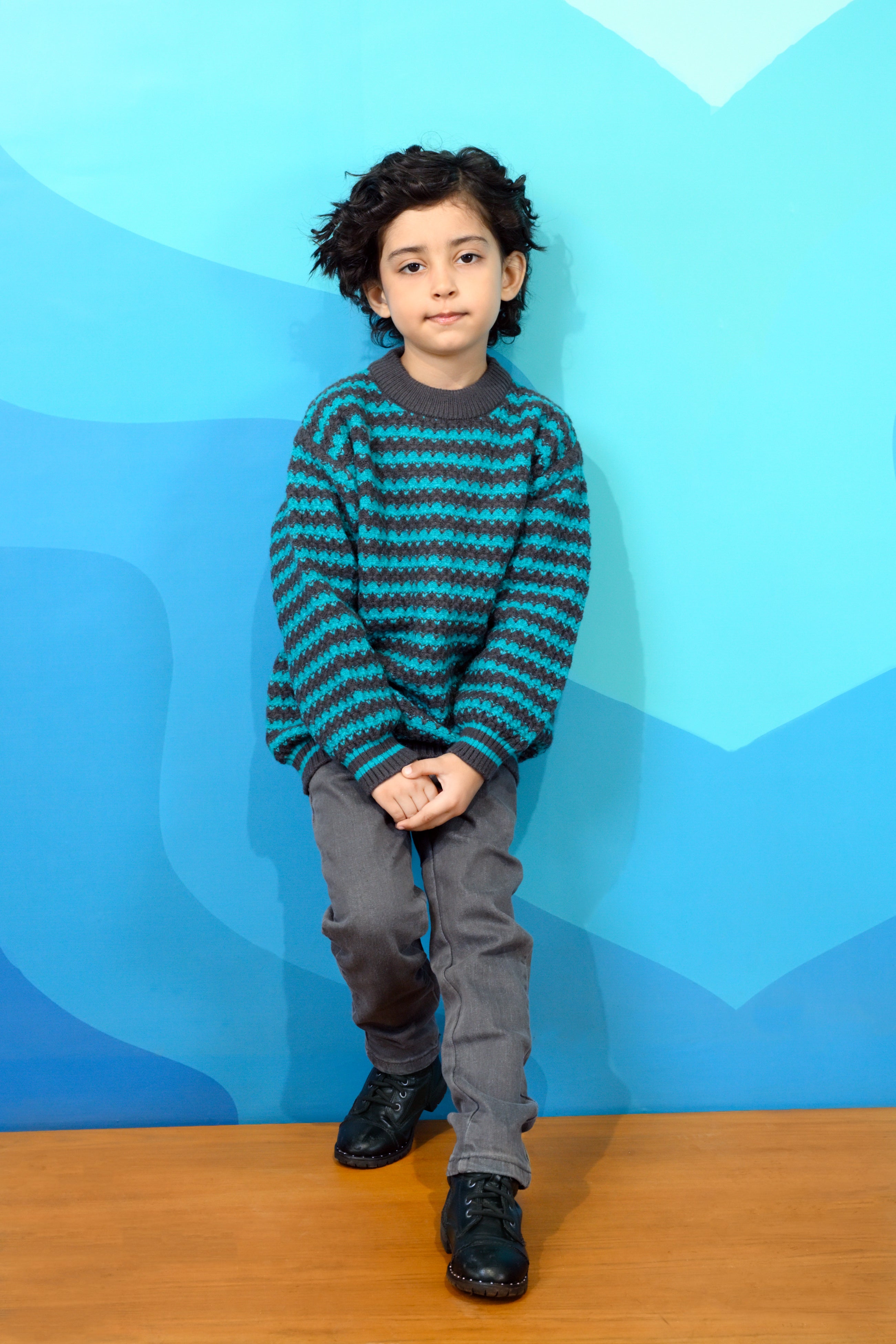 BOYS COFFEE SWEATER Reality