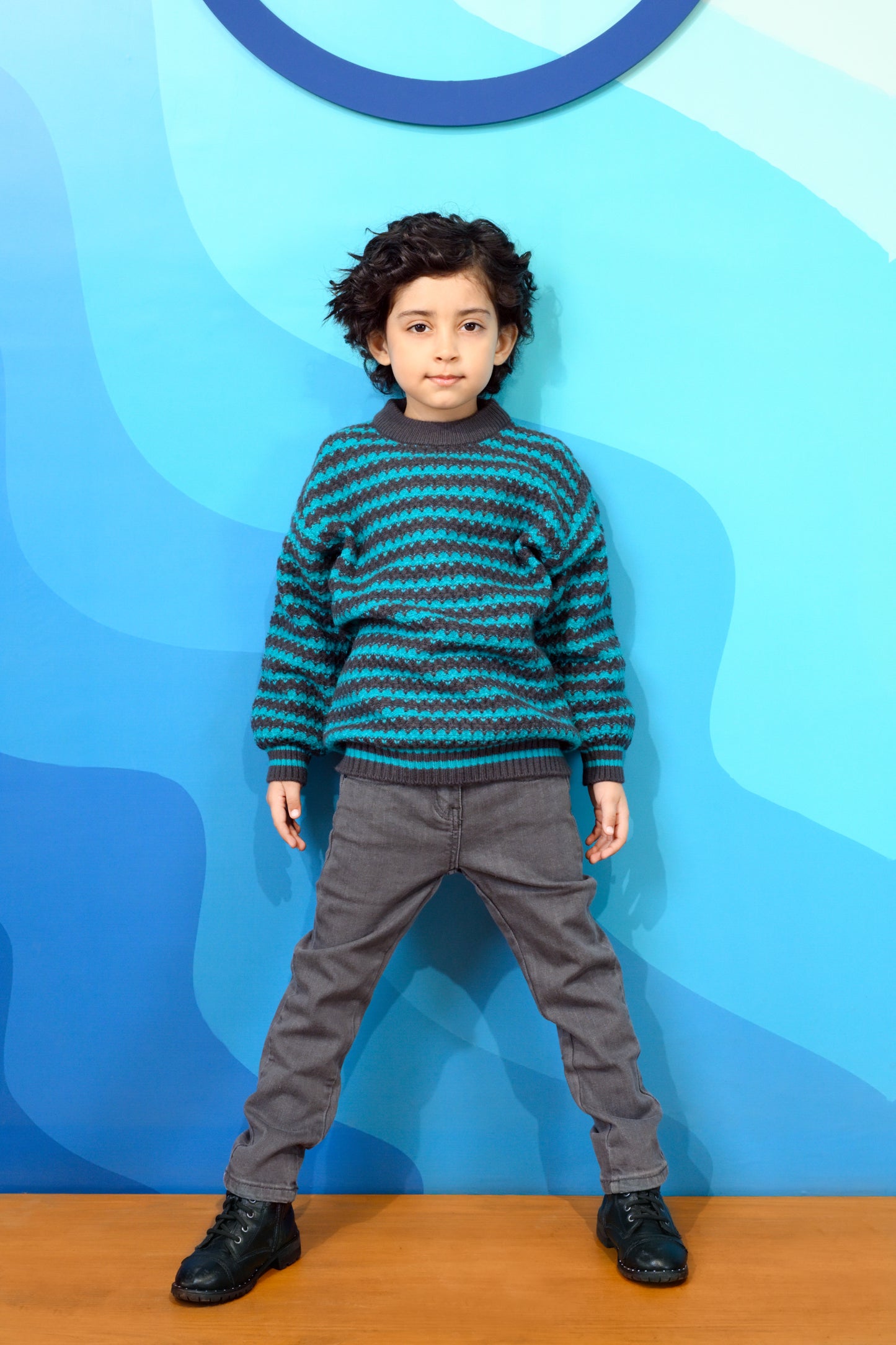 BOYS COFFEE SWEATER Reality