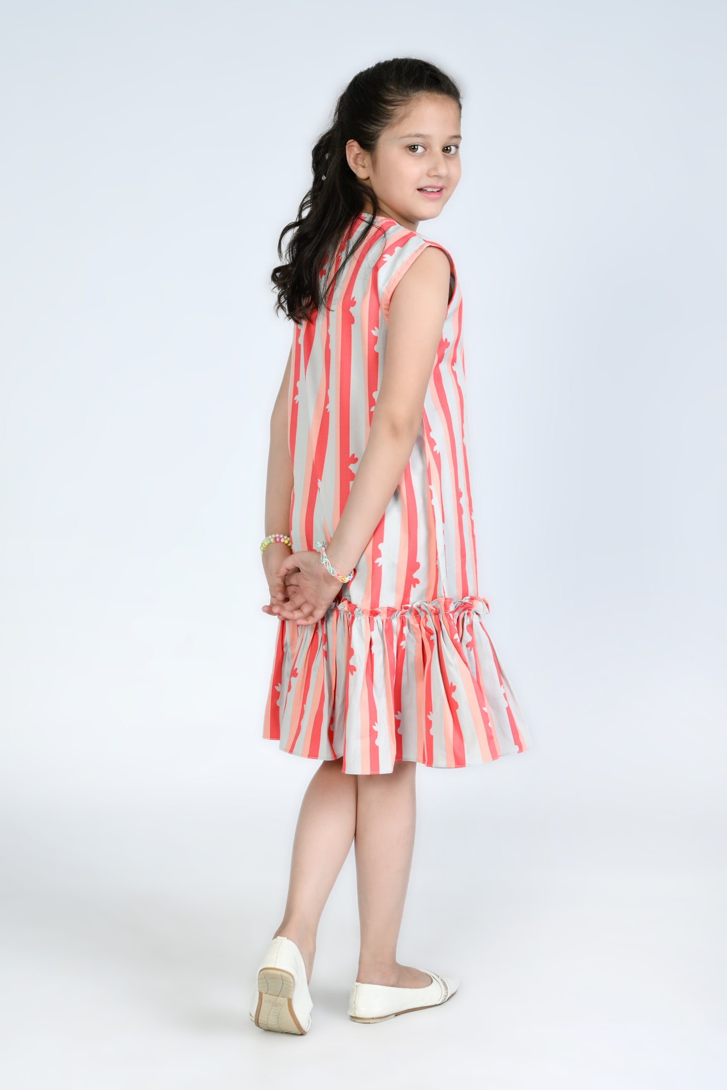 Charming Stripes: Summer Style for Girls Reality