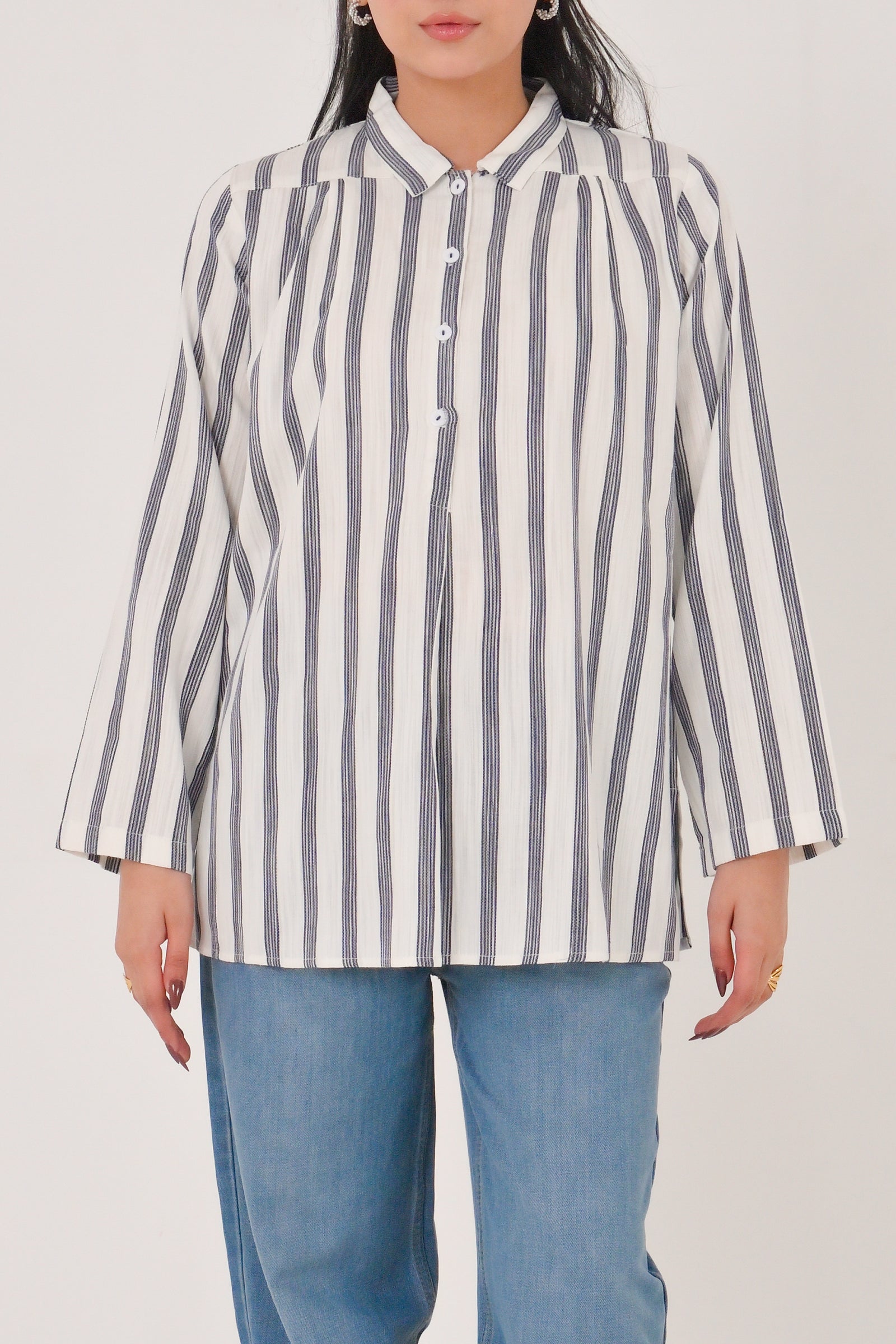 WHITE MIST GRAY Reality