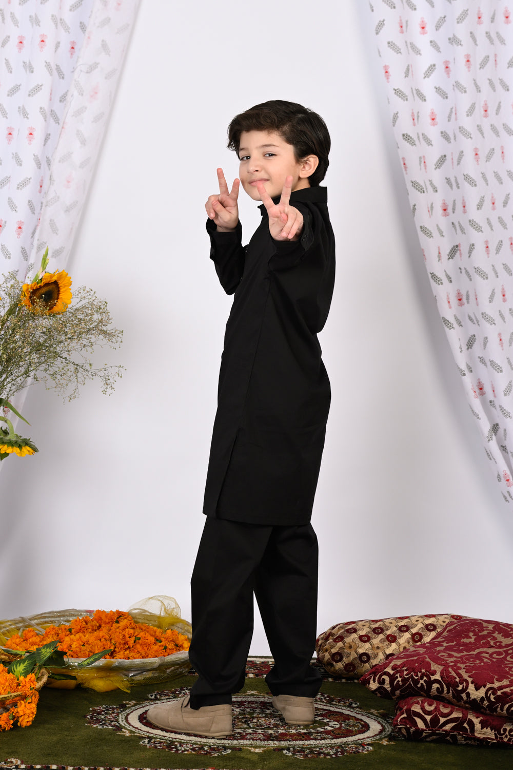 BOYS BLACK SHALWAR KAMEEZ Reality