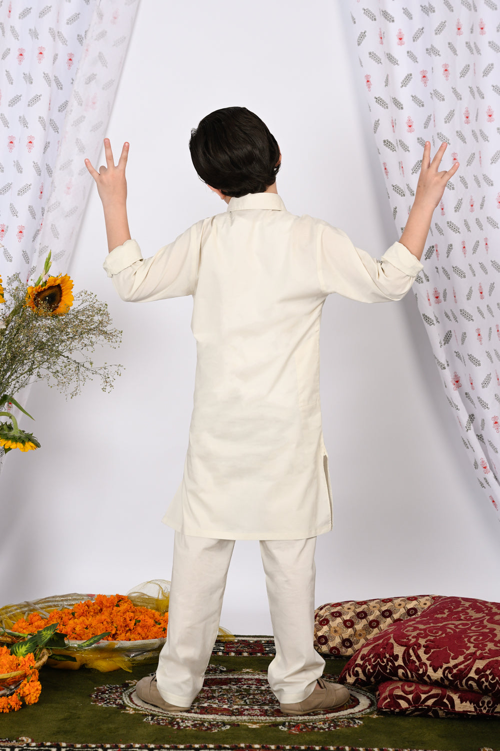 BOYS OFF WHITE SHALWAR KAMEEZ Reality