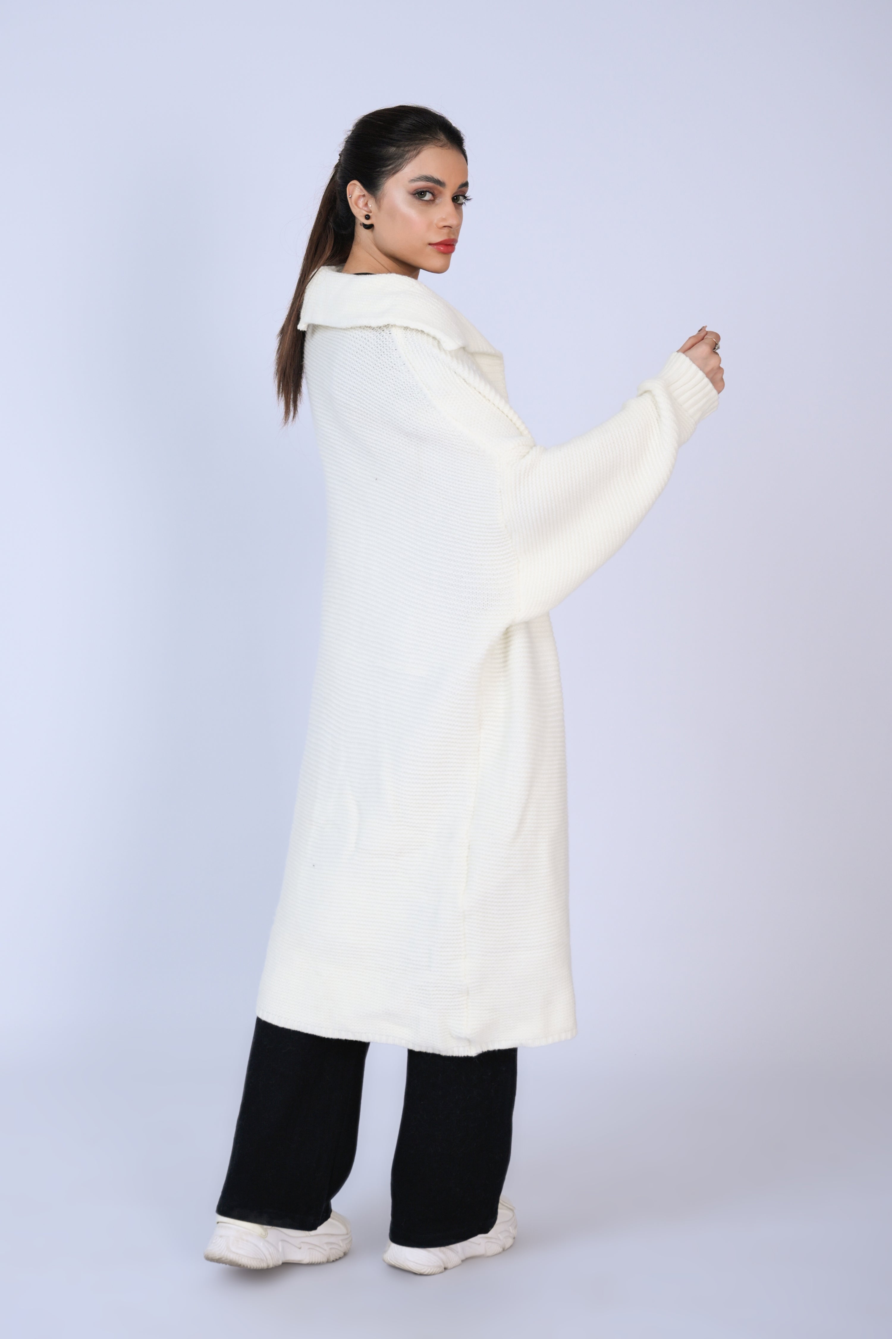 LADIES SWEATER Reality