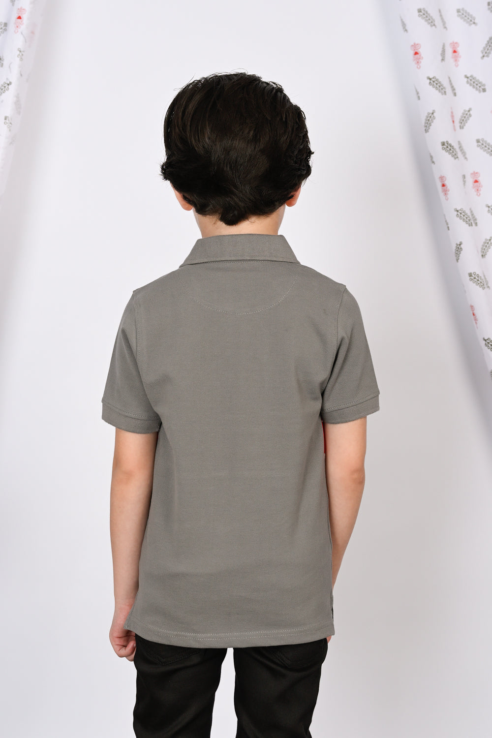 BOYS GRAY POLO Reality