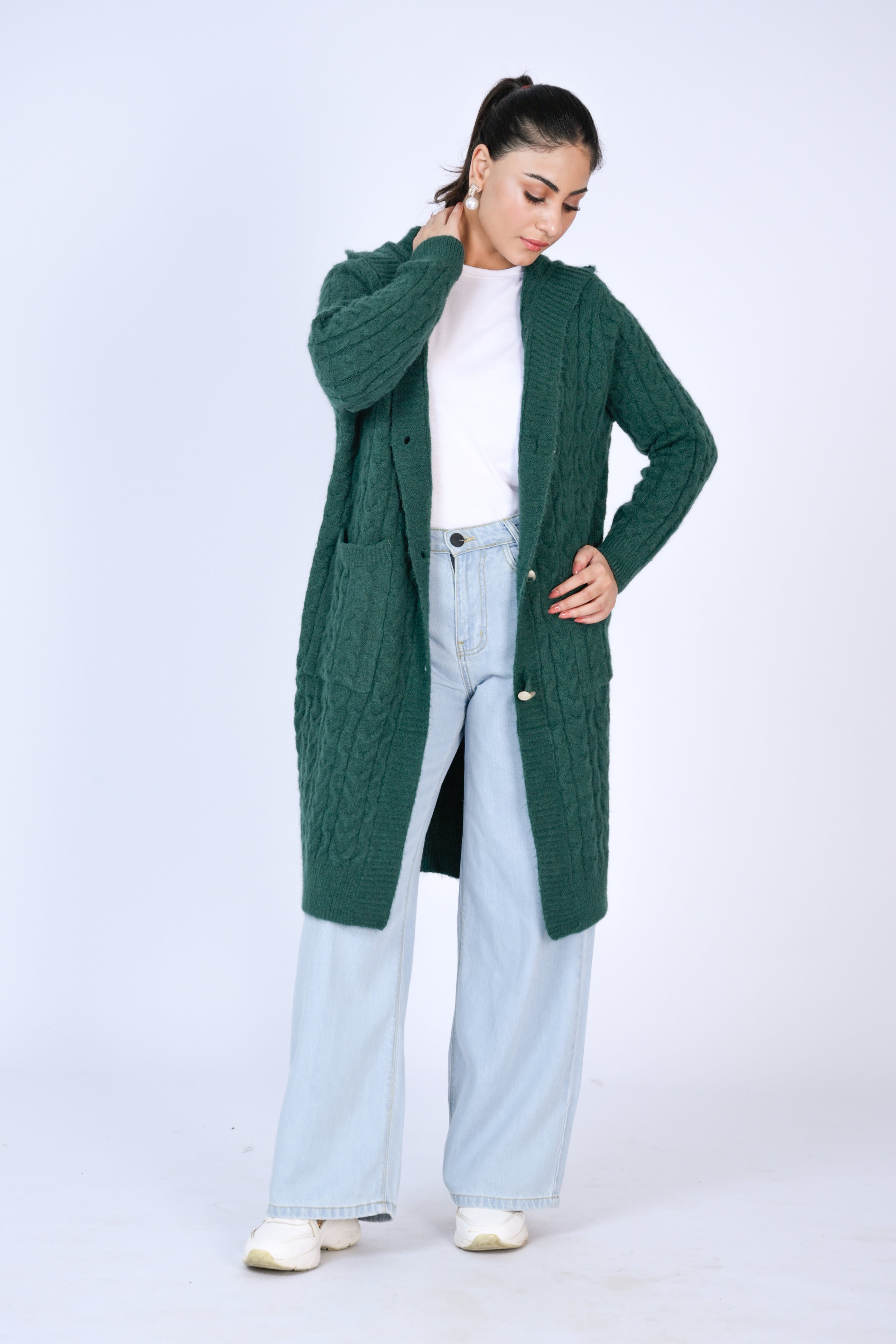 Effortless Style in a Hooded Knit Reality