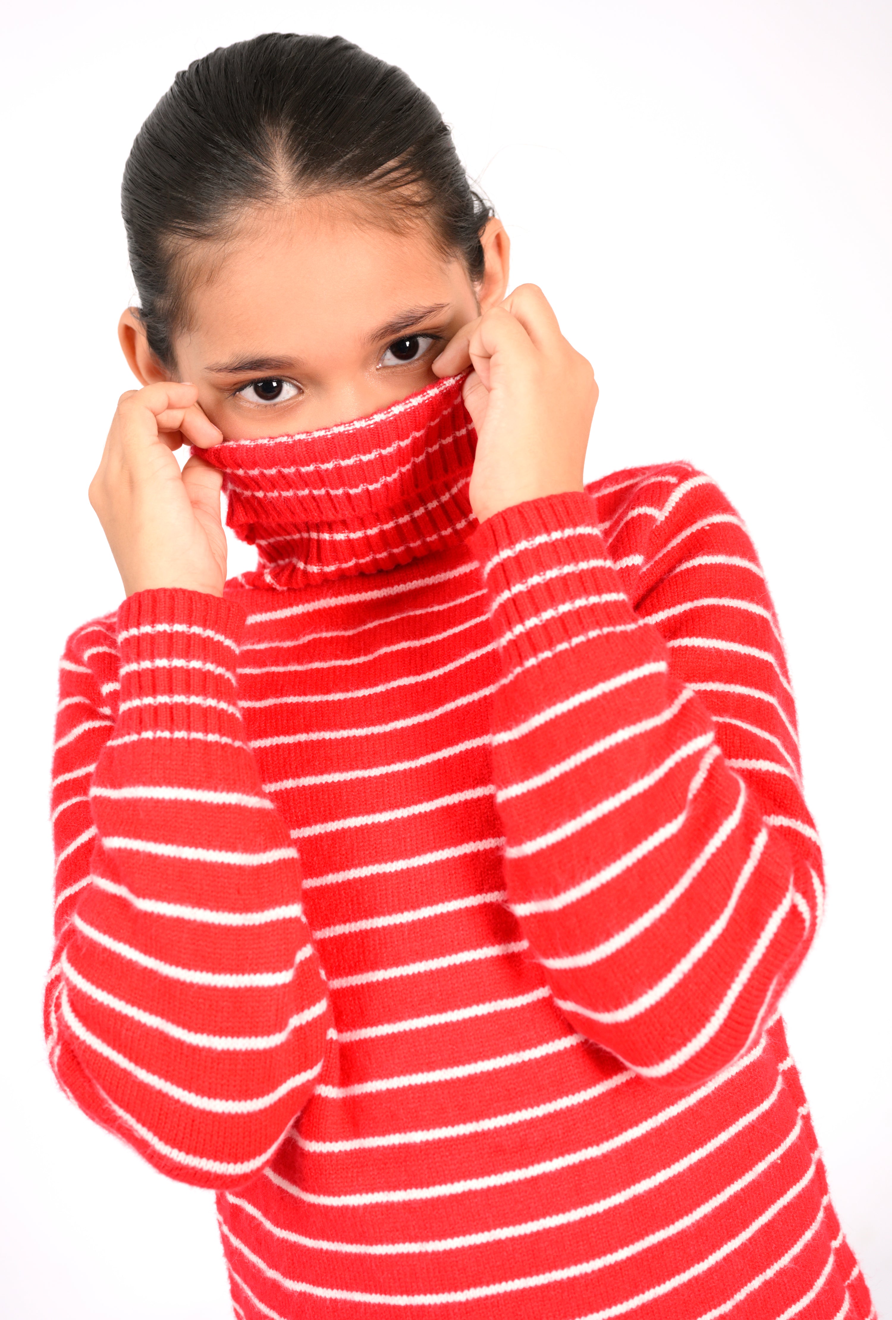 Stripes in Style: The Red Turtleneck Look Reality