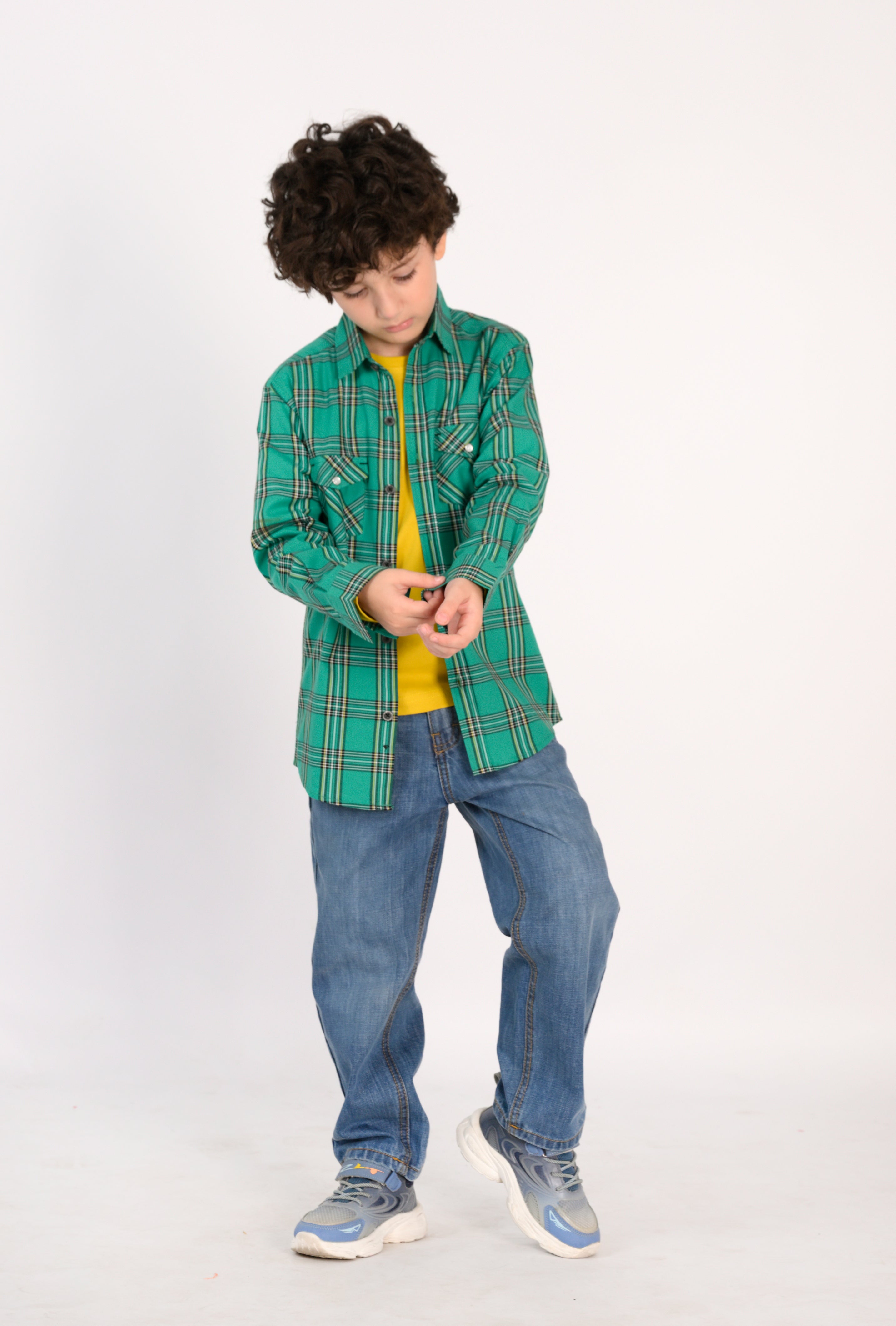 Confident in Color: The Young Explorer Reality