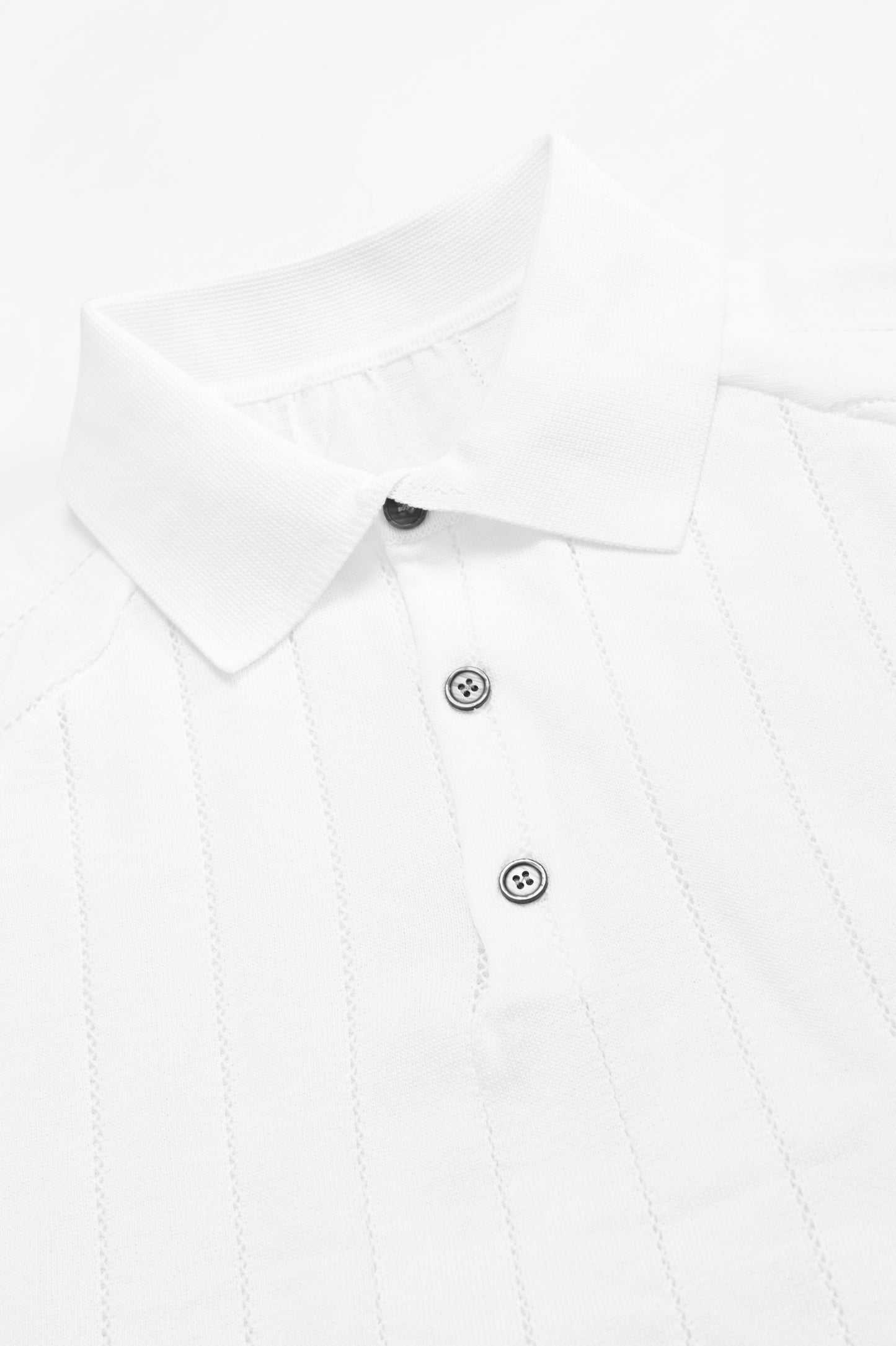 IMPORTED KNITTED WHITE POLO Reality