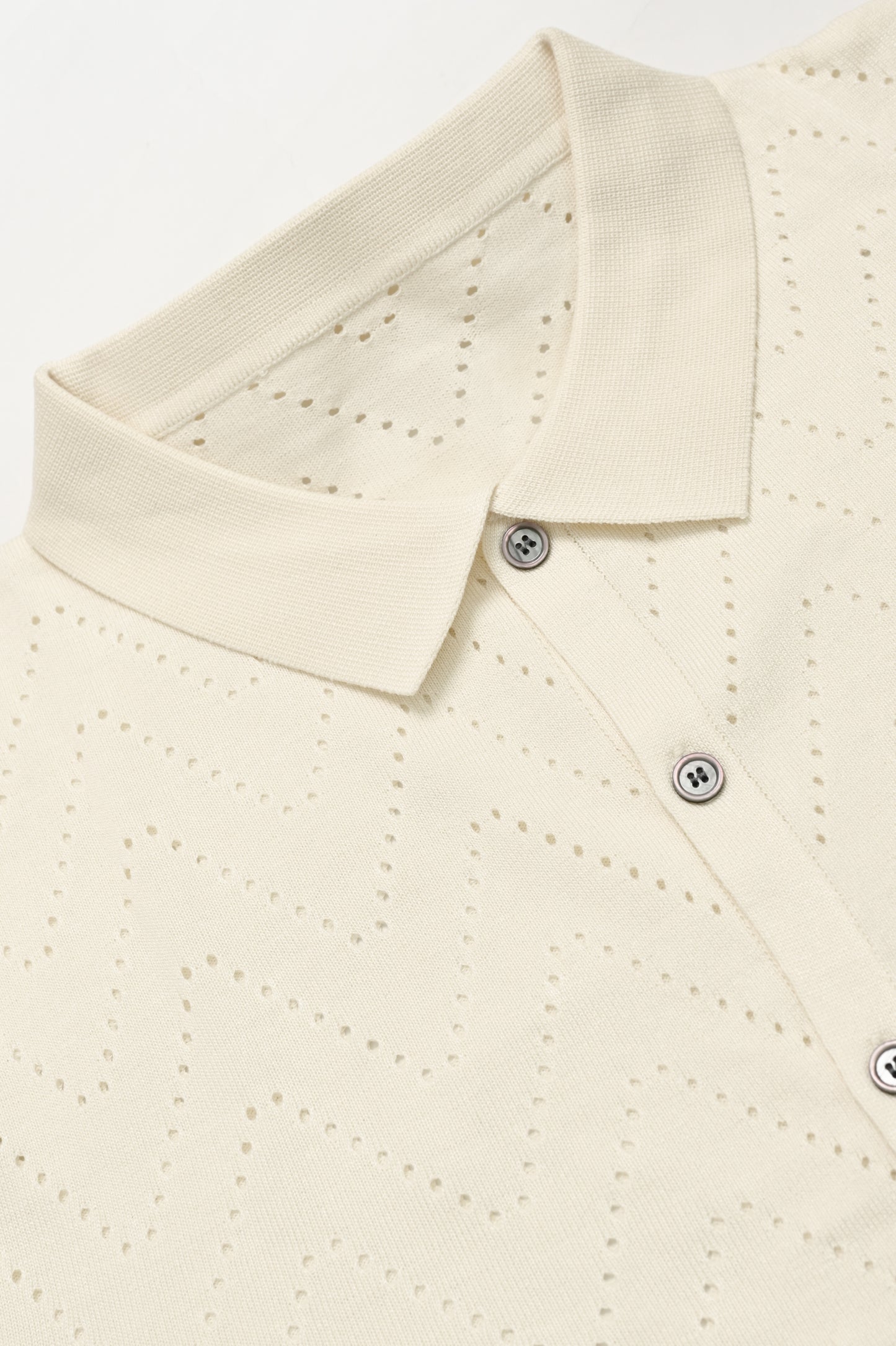IMPORTED KNITTED OFF WHITE POLO Reality