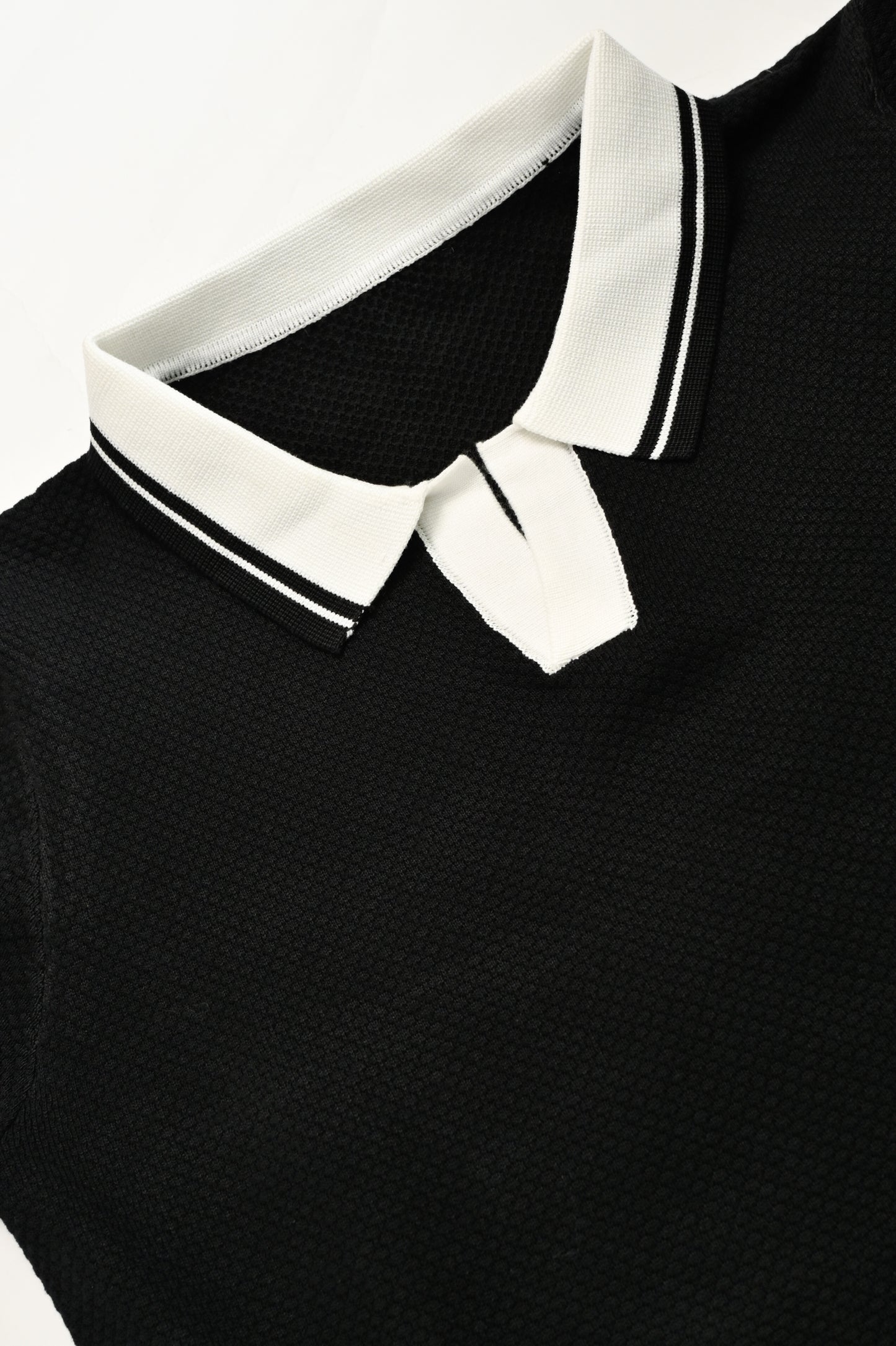 PREMIUM KNITTED BLACK POLO Reality