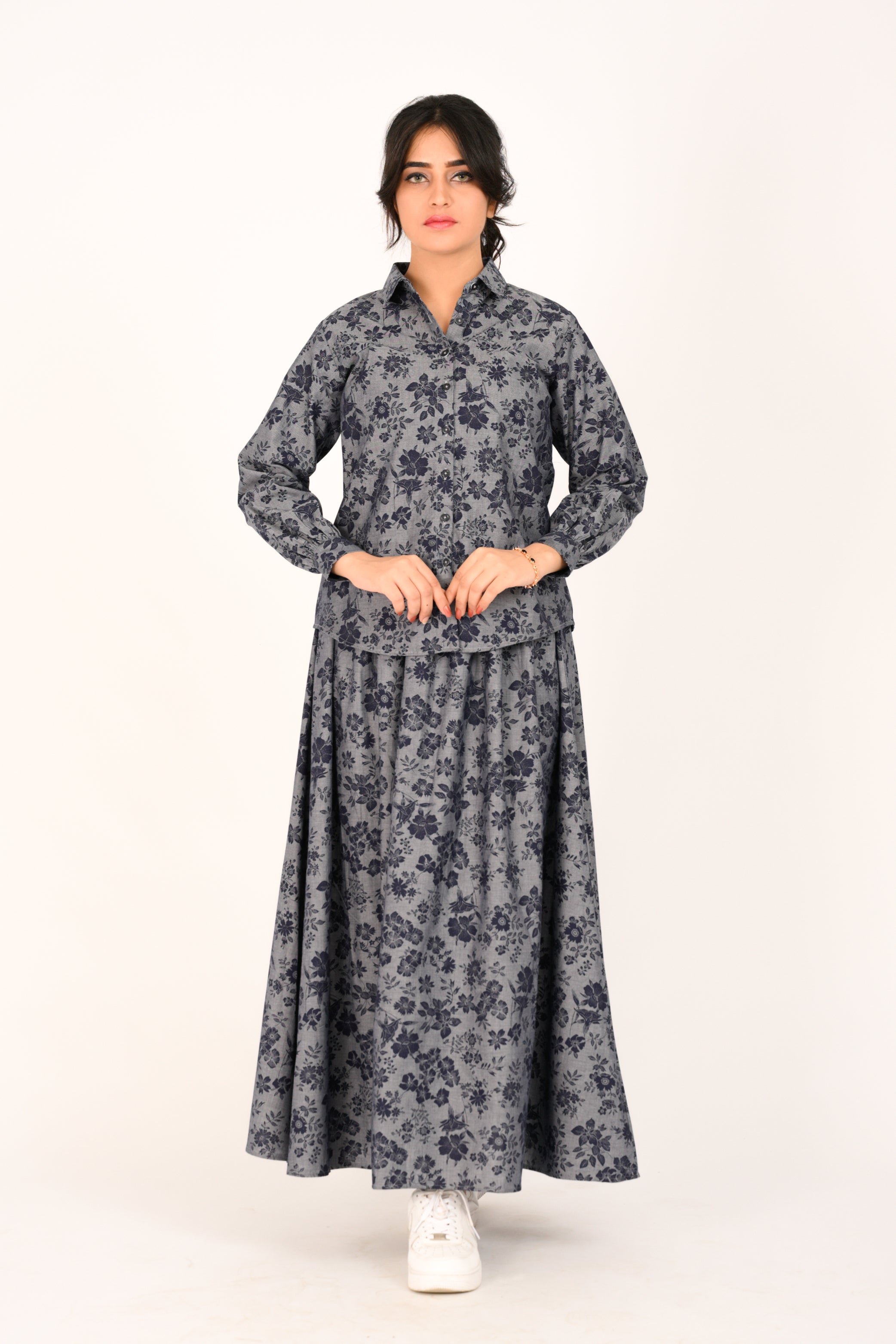 MONO CHROME HAZE NAVY Reality