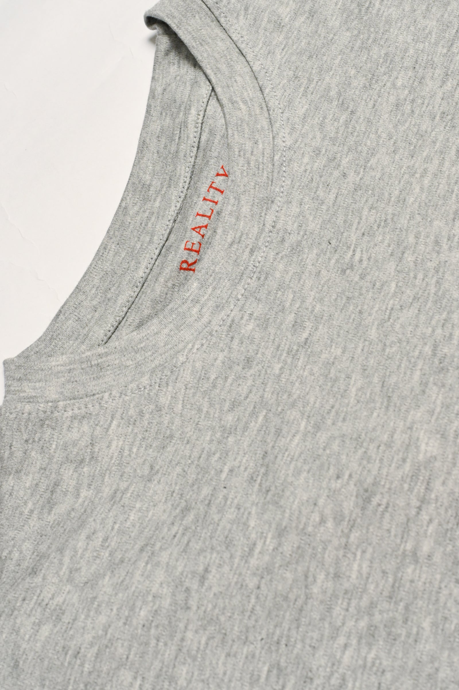 DOWN SHOULDER GRAY T-SHIRT